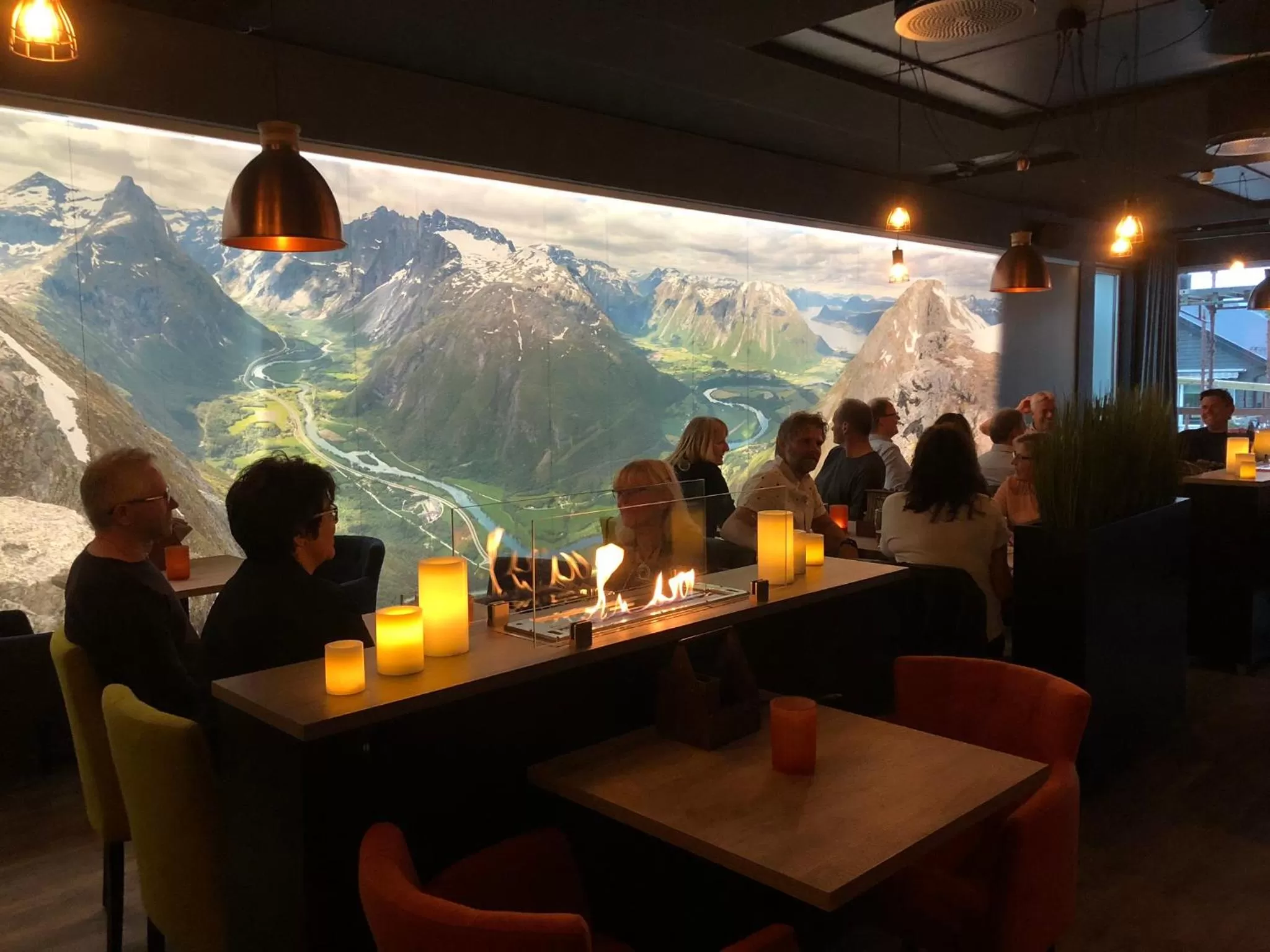 Restaurant/places to eat in Grand Hotel - by Classic Norway Hotels