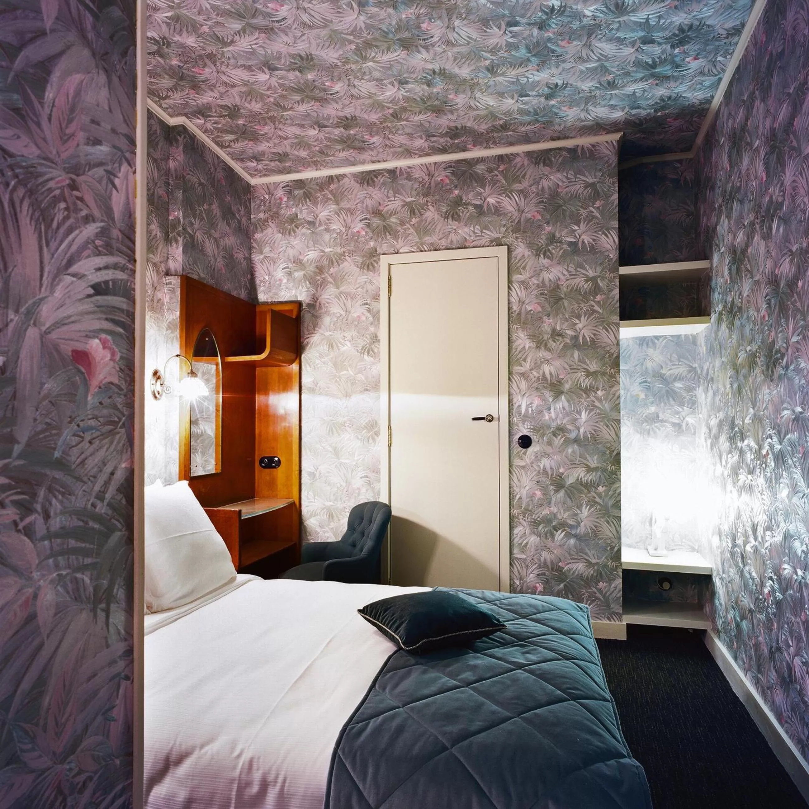 Bed in Latroupe Hotel Le Berger