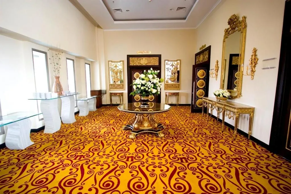 Area and facilities in Ros-In Hotel