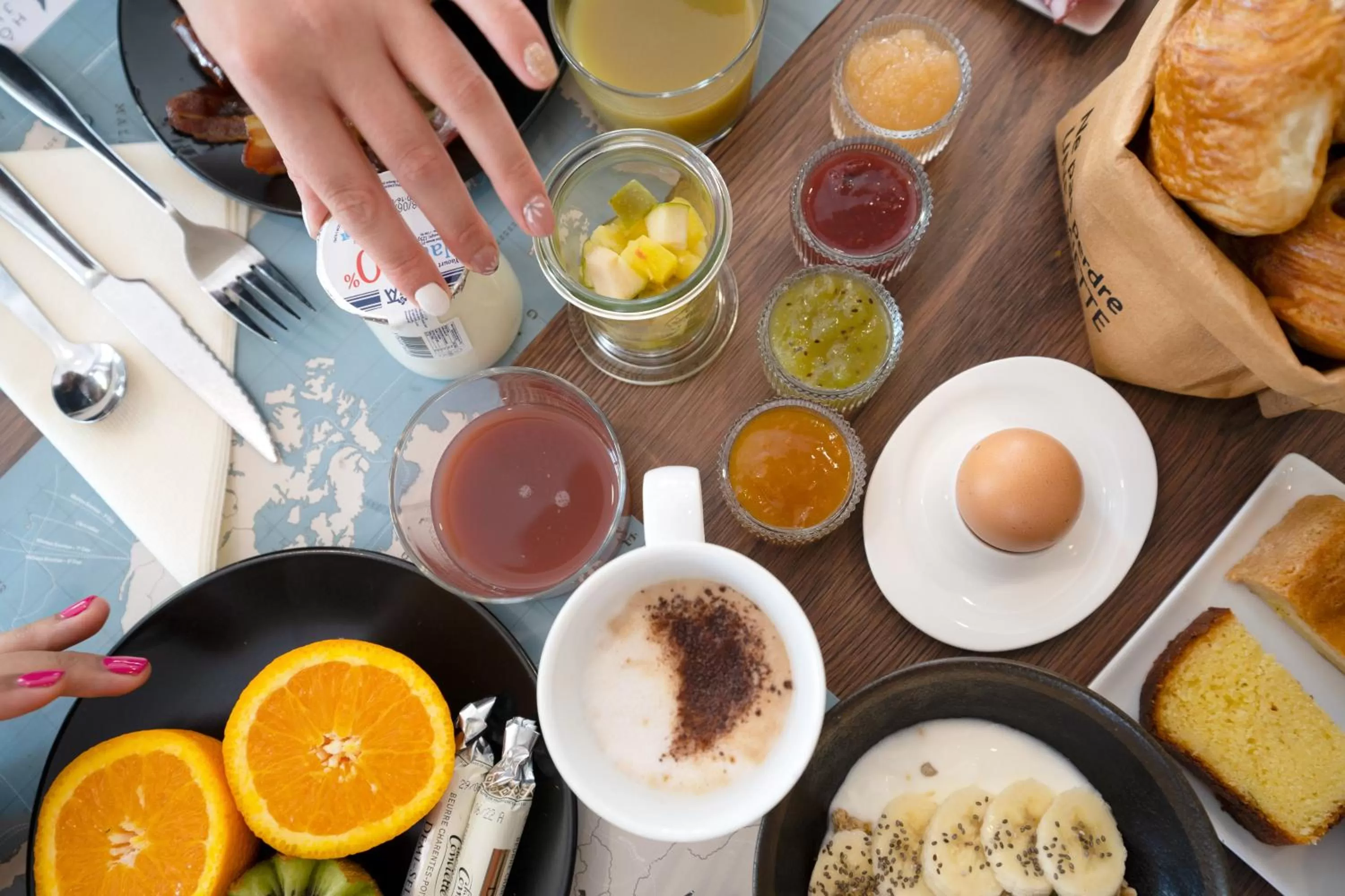 Breakfast in Hôtel Jules Verne Biarritz