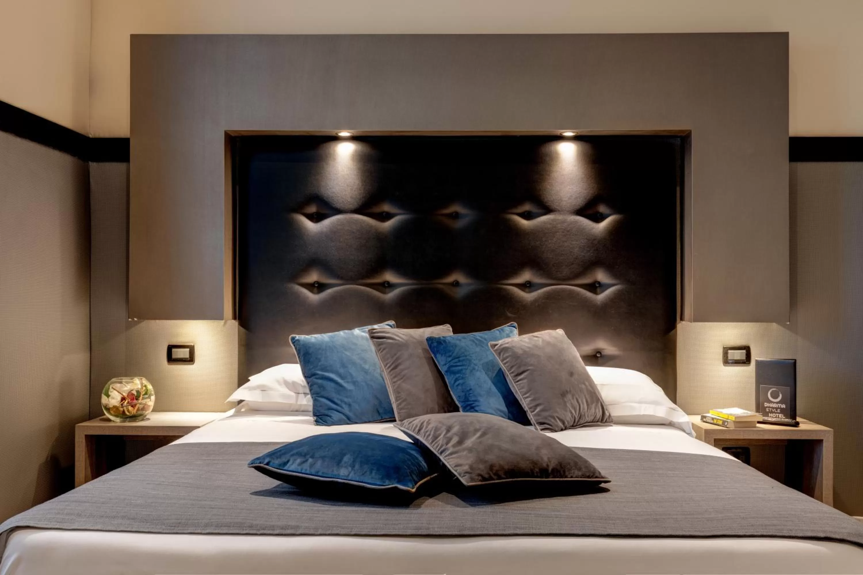 Business facilities, Bed in Dharma Style Hotel & Spa