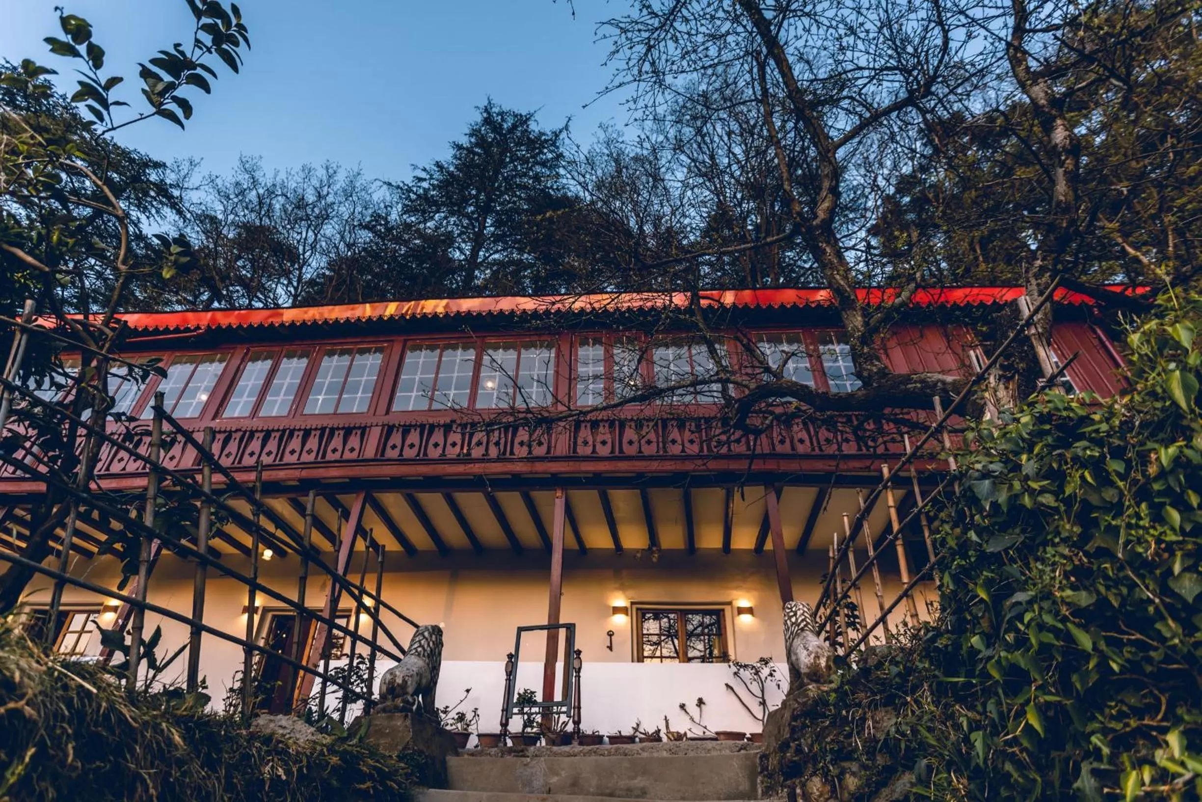 Seclude Shimla, Taraview