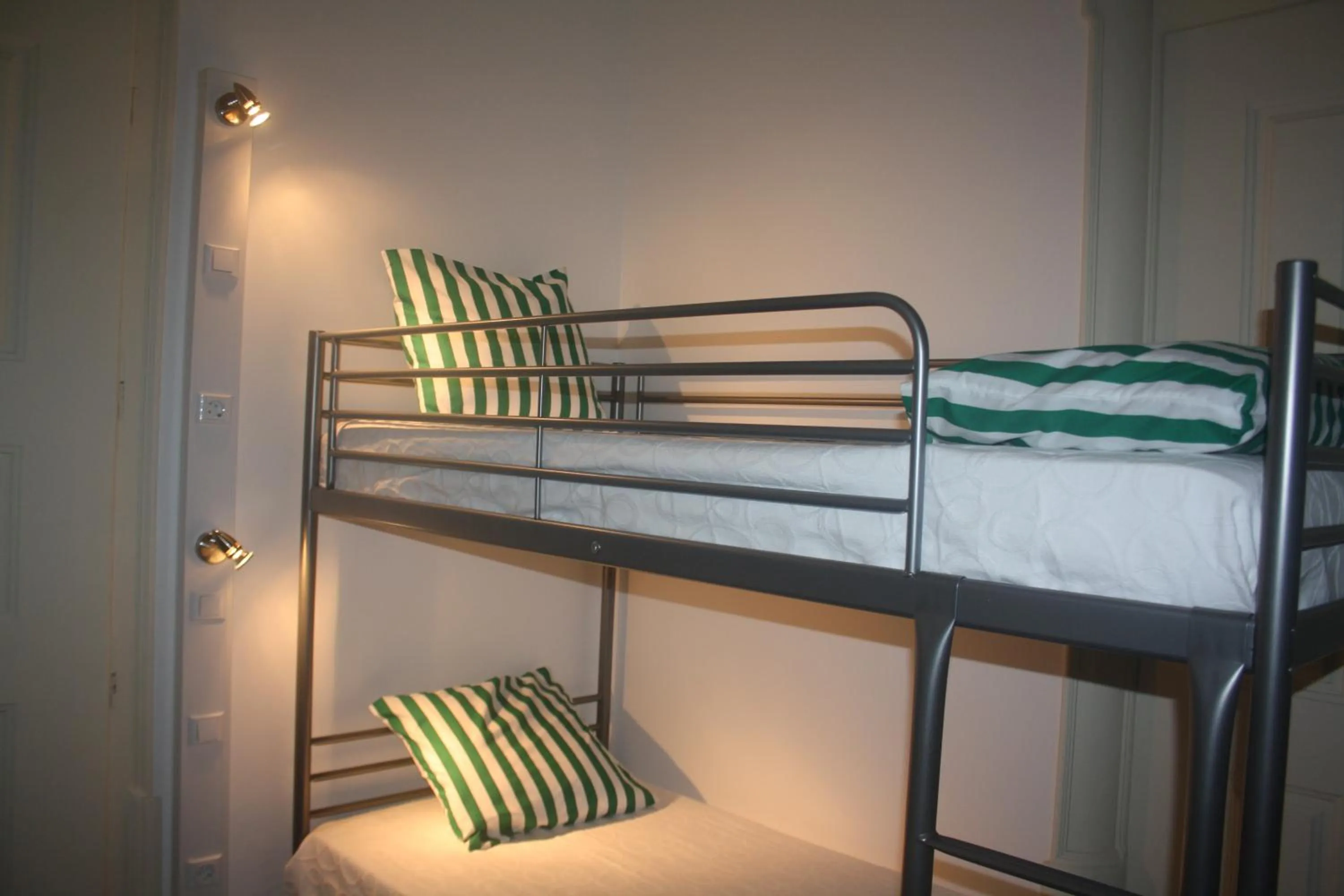 Decorative detail, Bed in Hostel 402