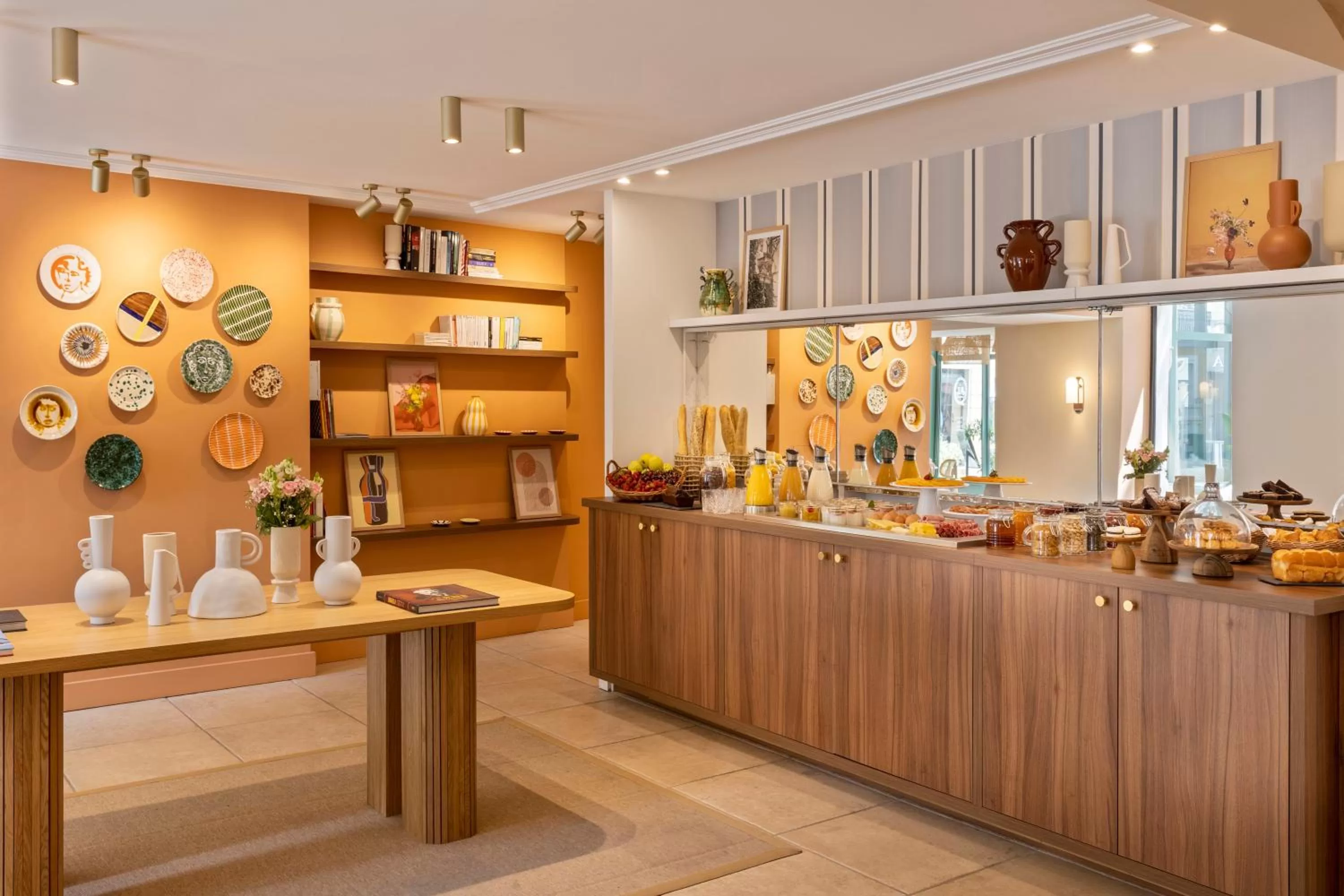 Breakfast in Grand Hotel d'Orange, BW Signature Collection