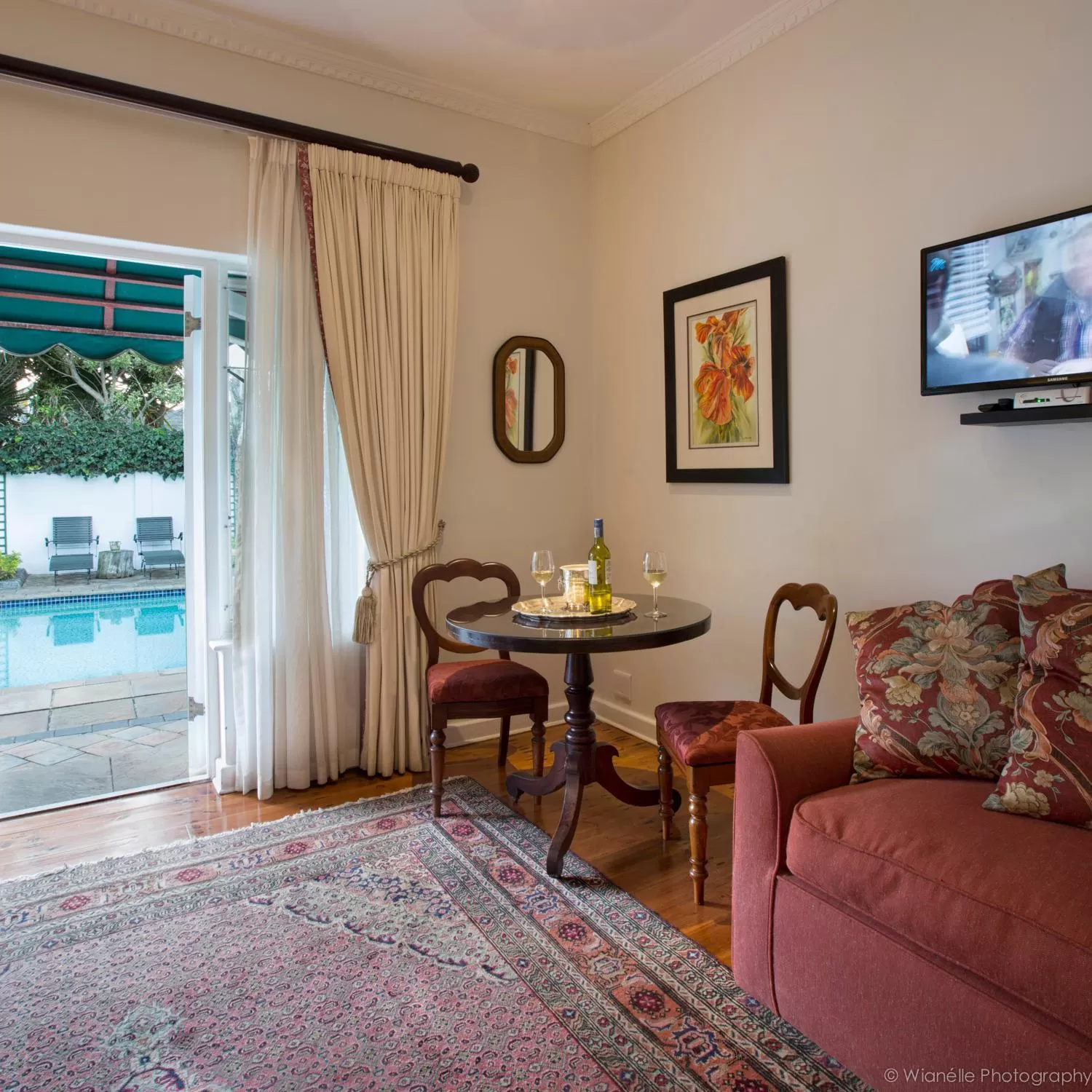 Bedroom in Carslogie House