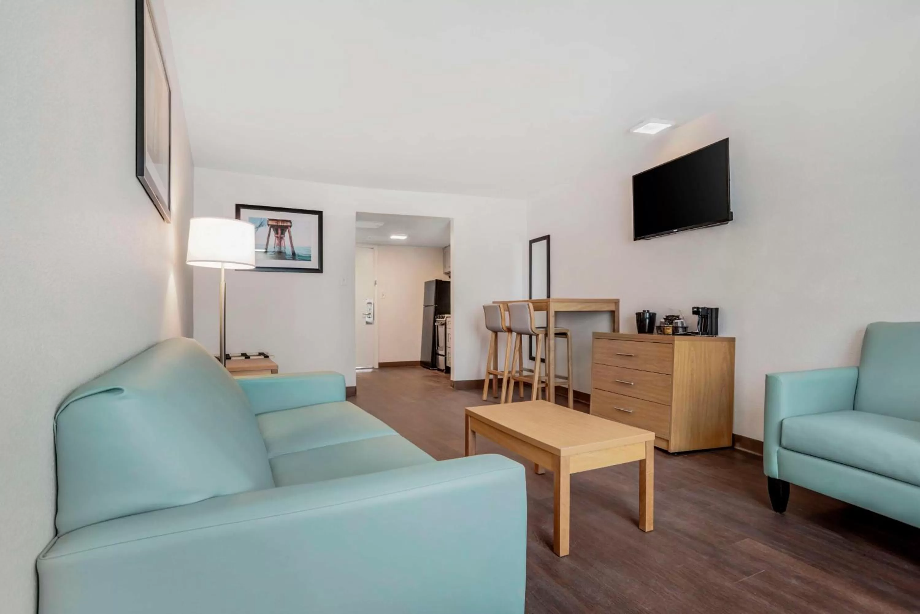 Photo of the whole room in Chateau Beachfront Hotel, a By the Sea Resort