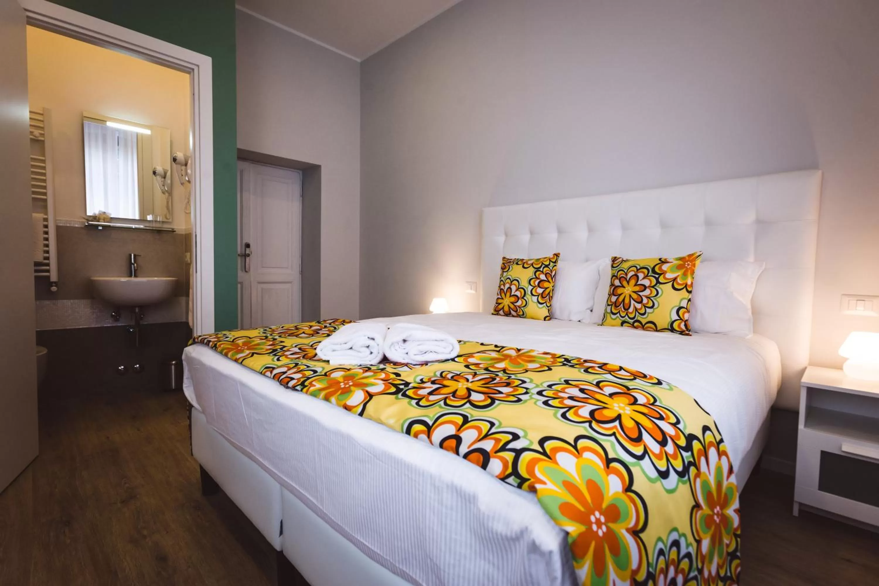 Bedroom, Bed in Angelina Rooms in Rome