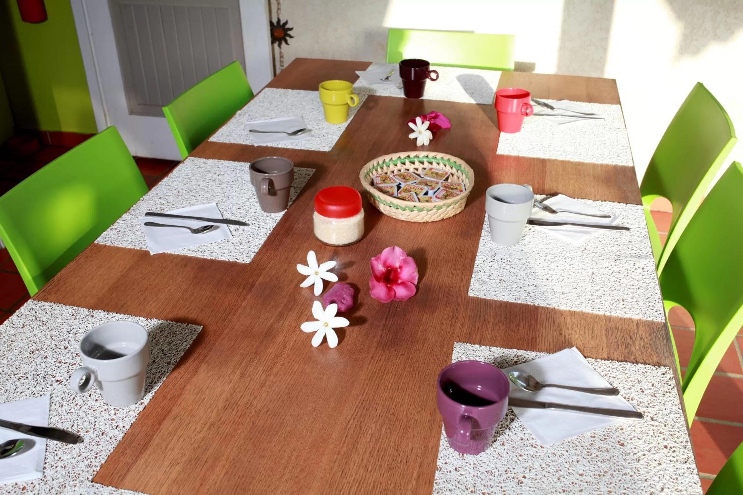 Dining area in Hôtel Les Bananiers