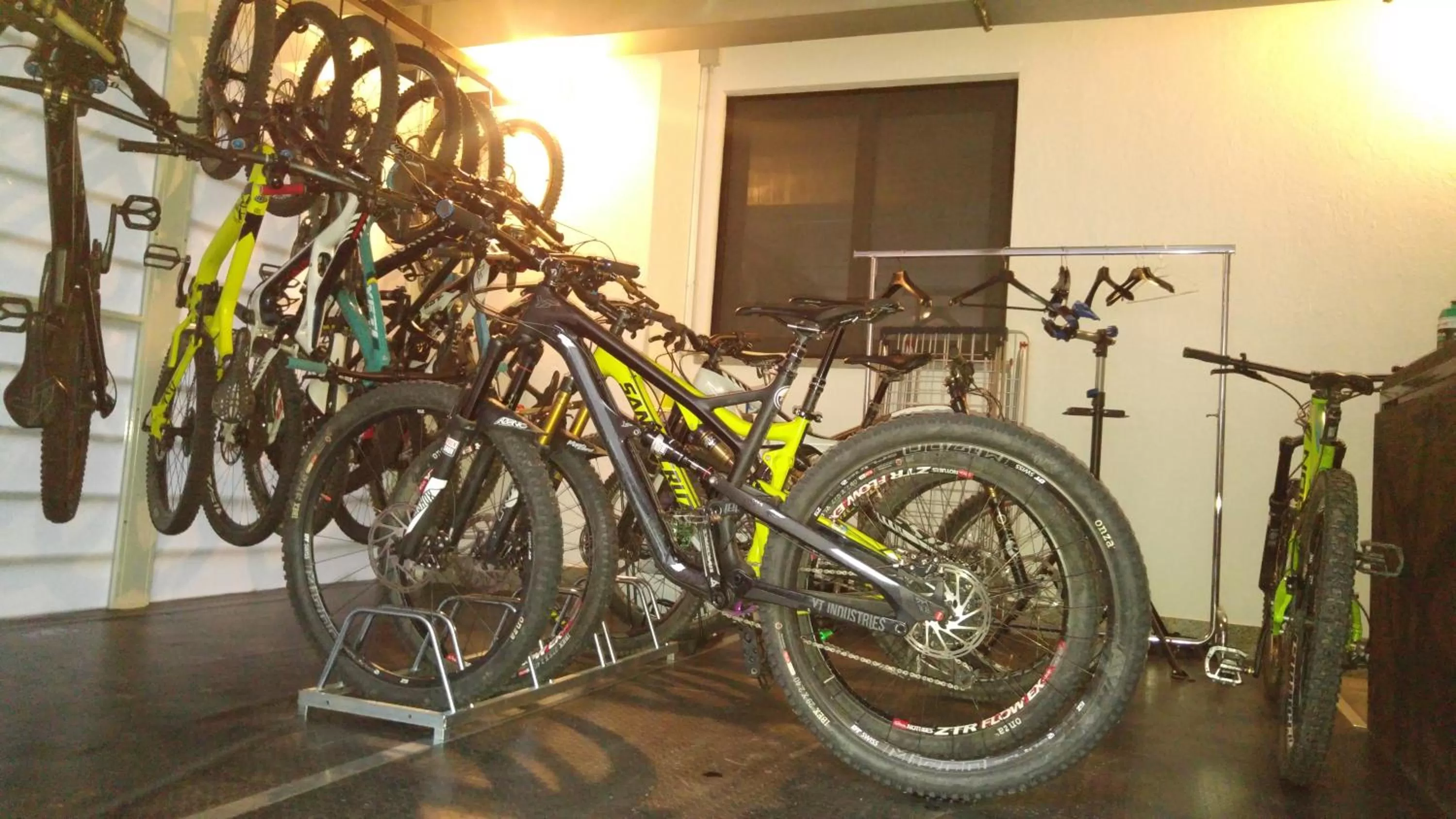 Cycling in Hotel Diana Jardin et Spa