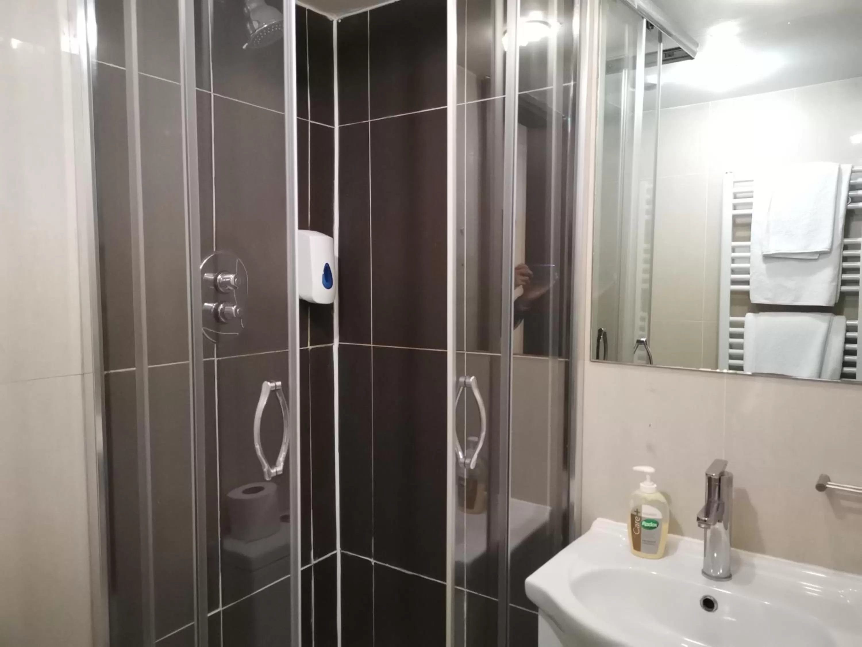 Bathroom in The Royale Chulan Hyde Park Hotel