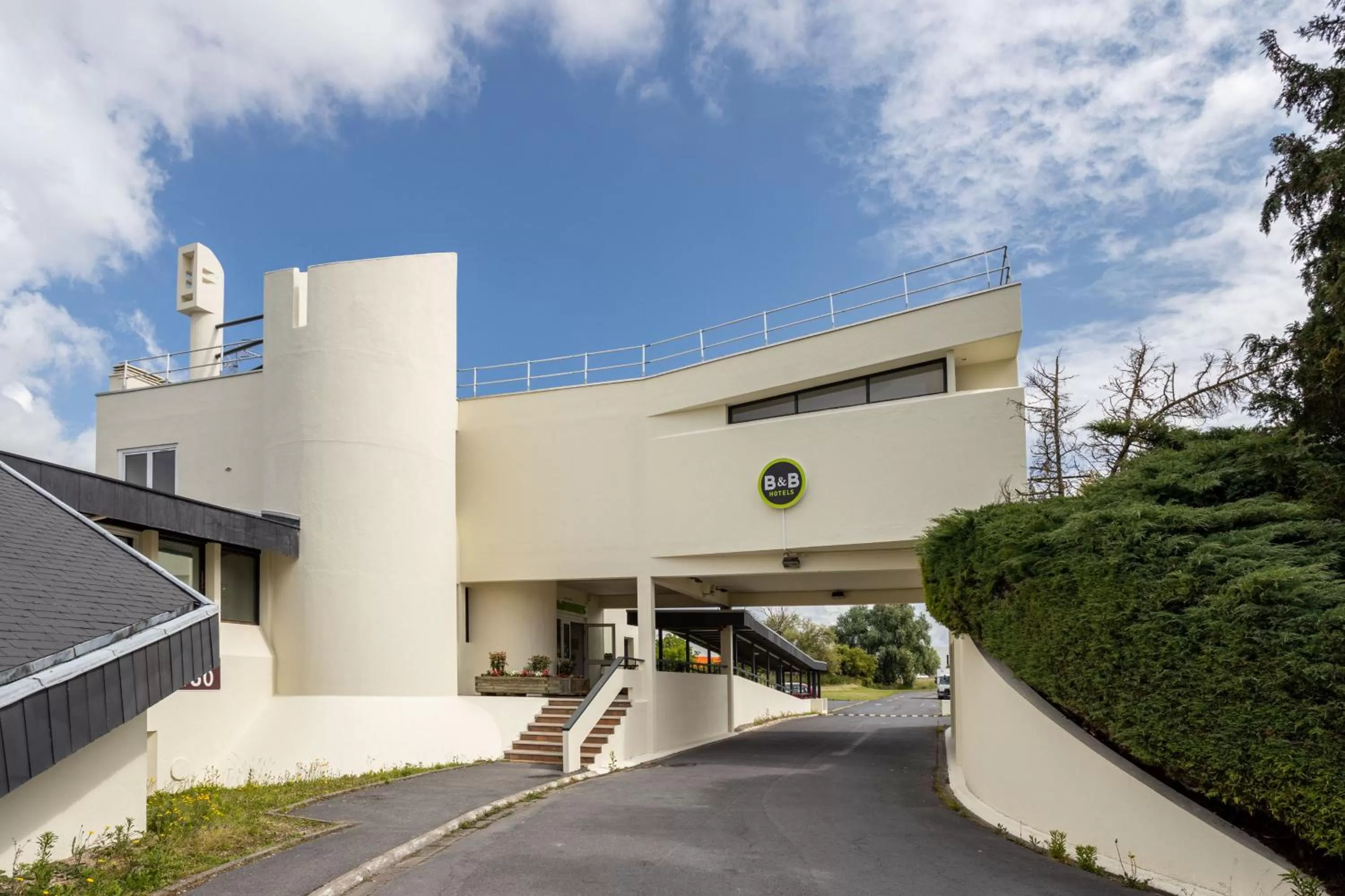 B&B HOTEL Valenciennes Sud