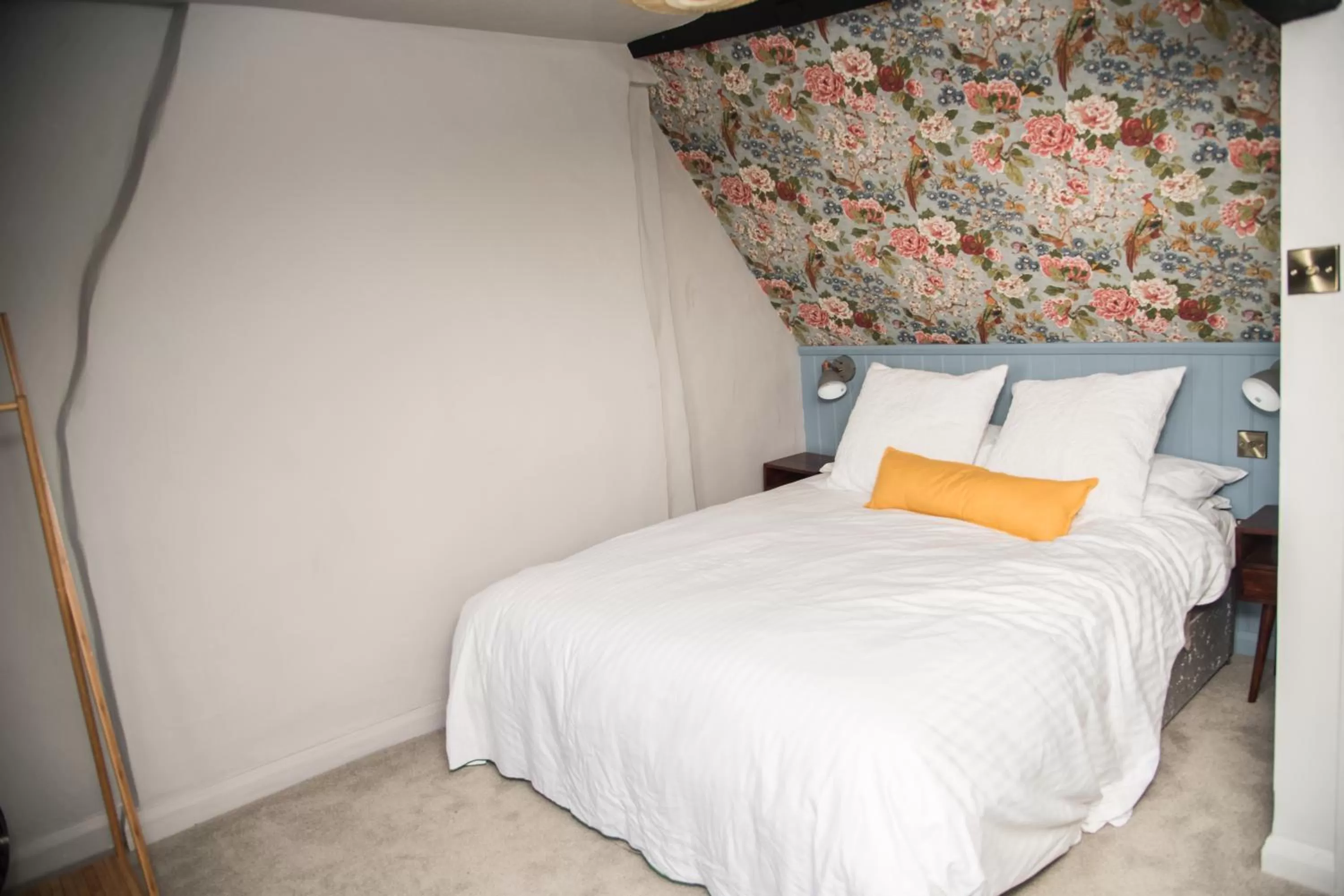 Bedroom in The Crown