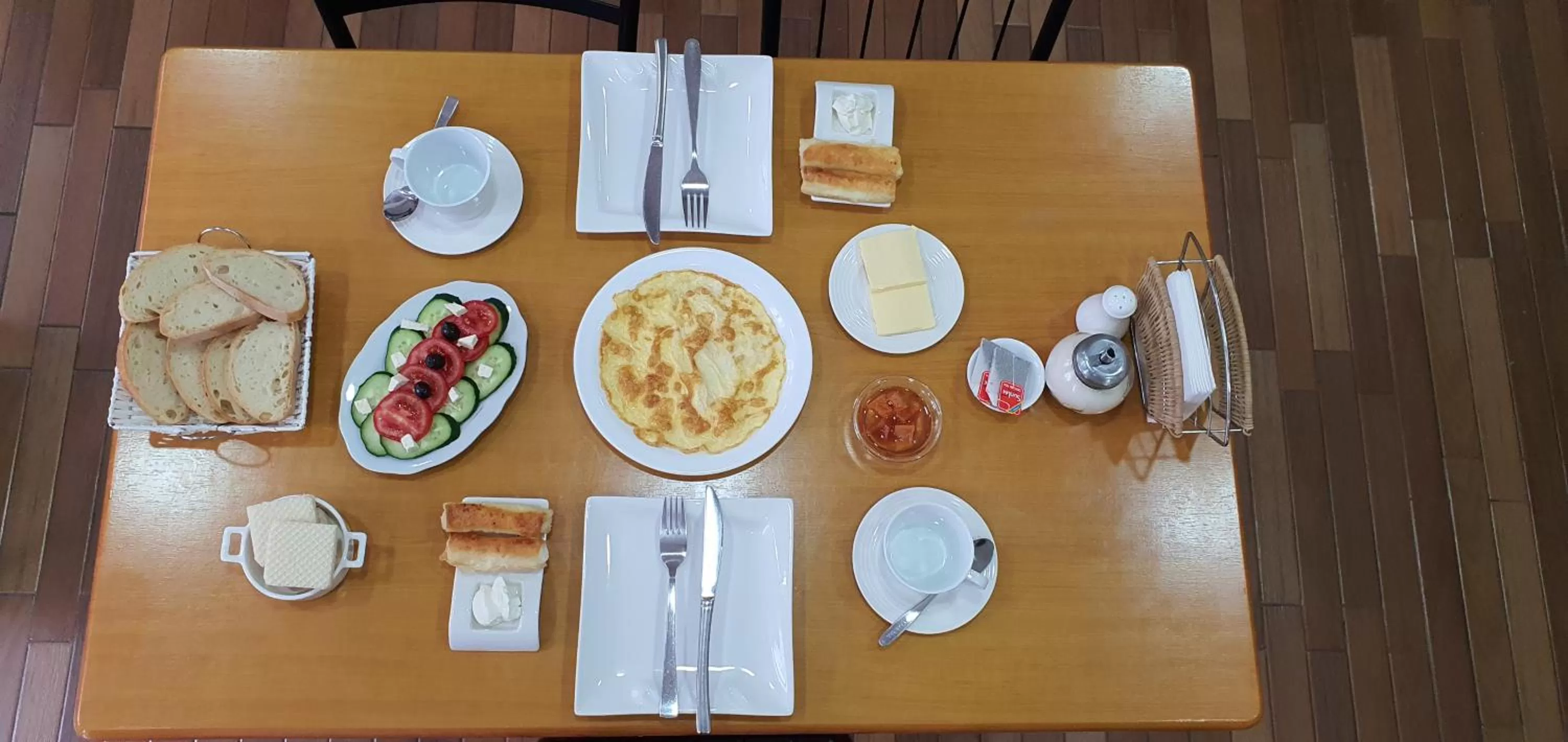 Breakfast in Dzveli Batumi
