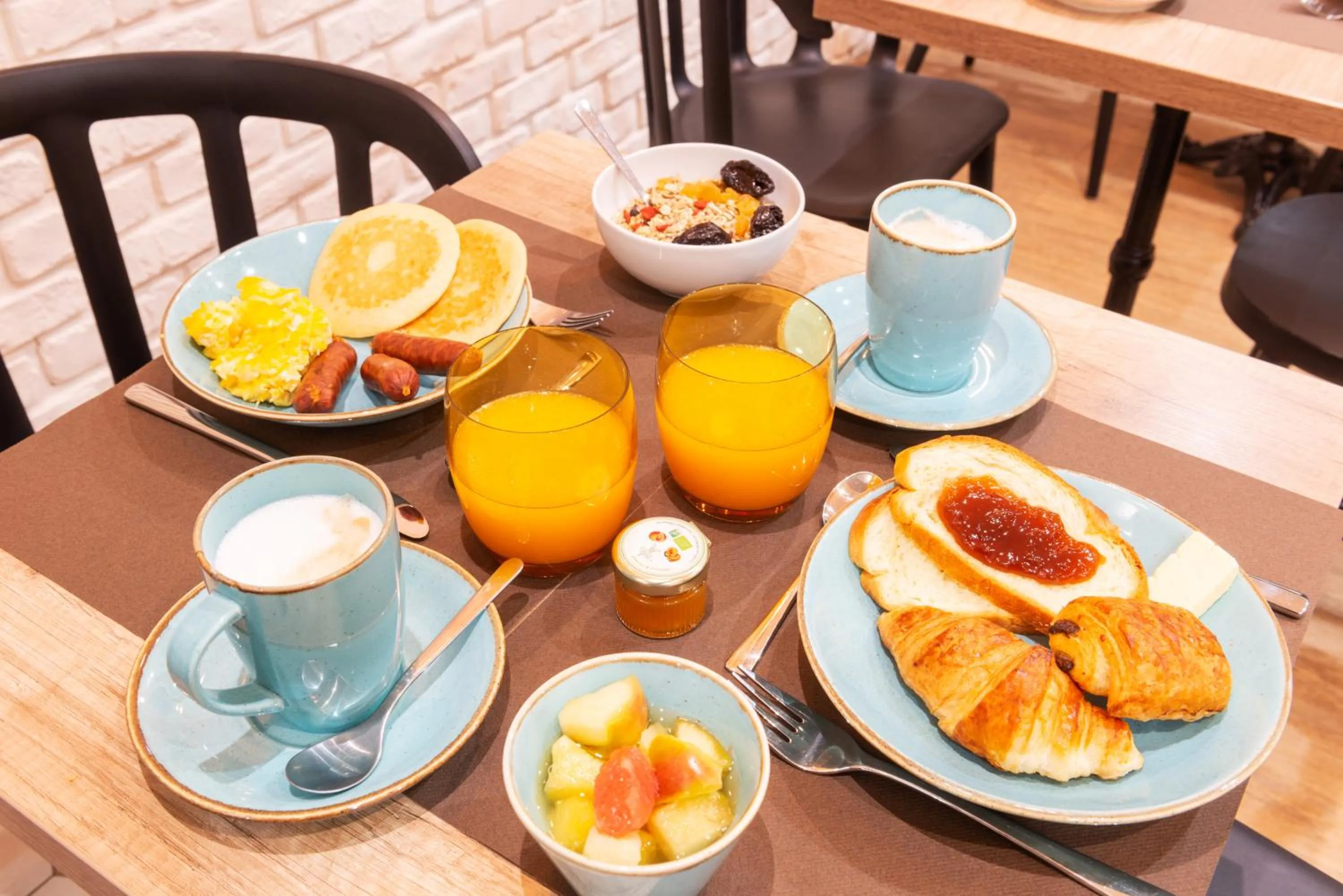 Breakfast in Hotel Terre Neuve