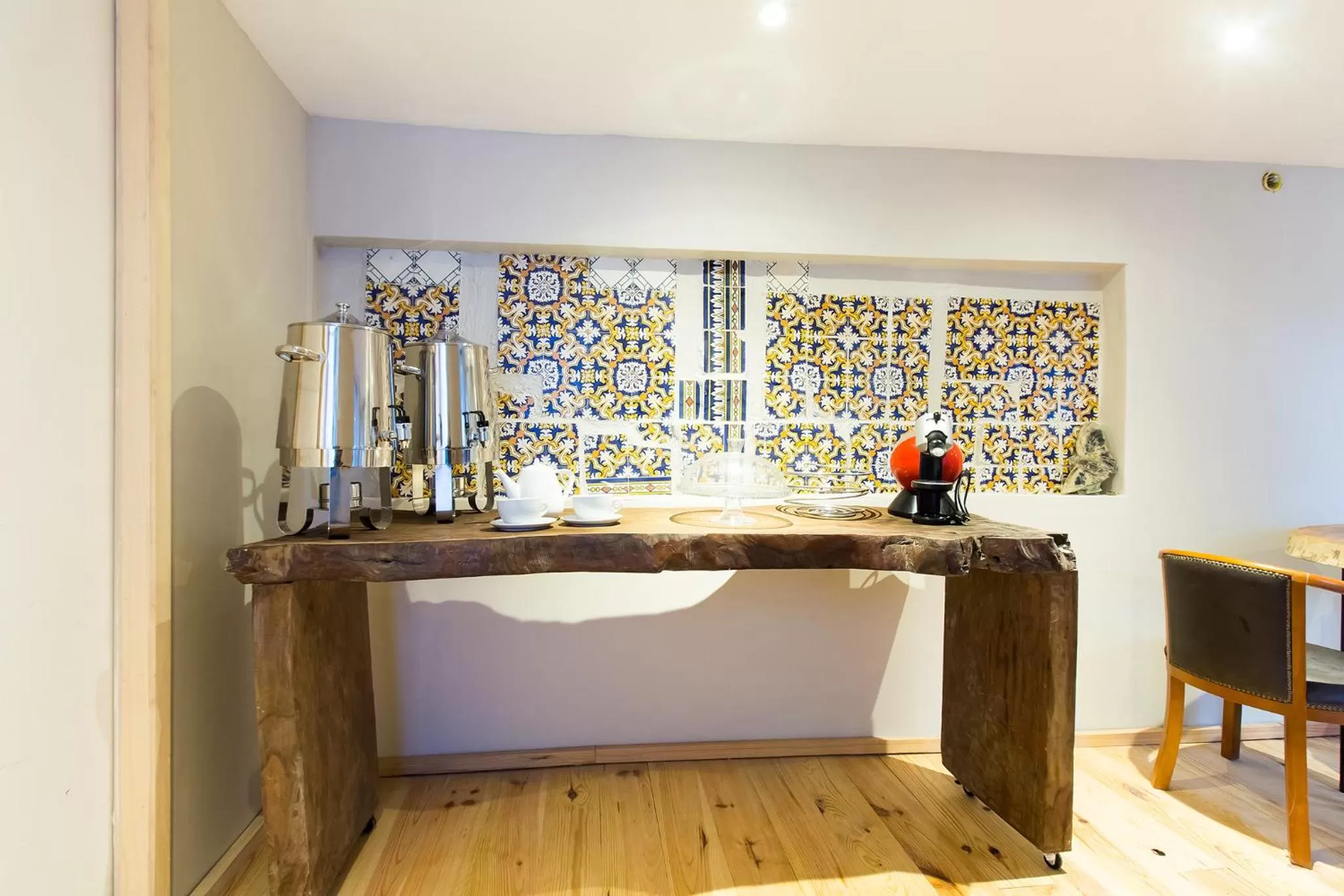 Communal kitchen in Feel at Home Guest House