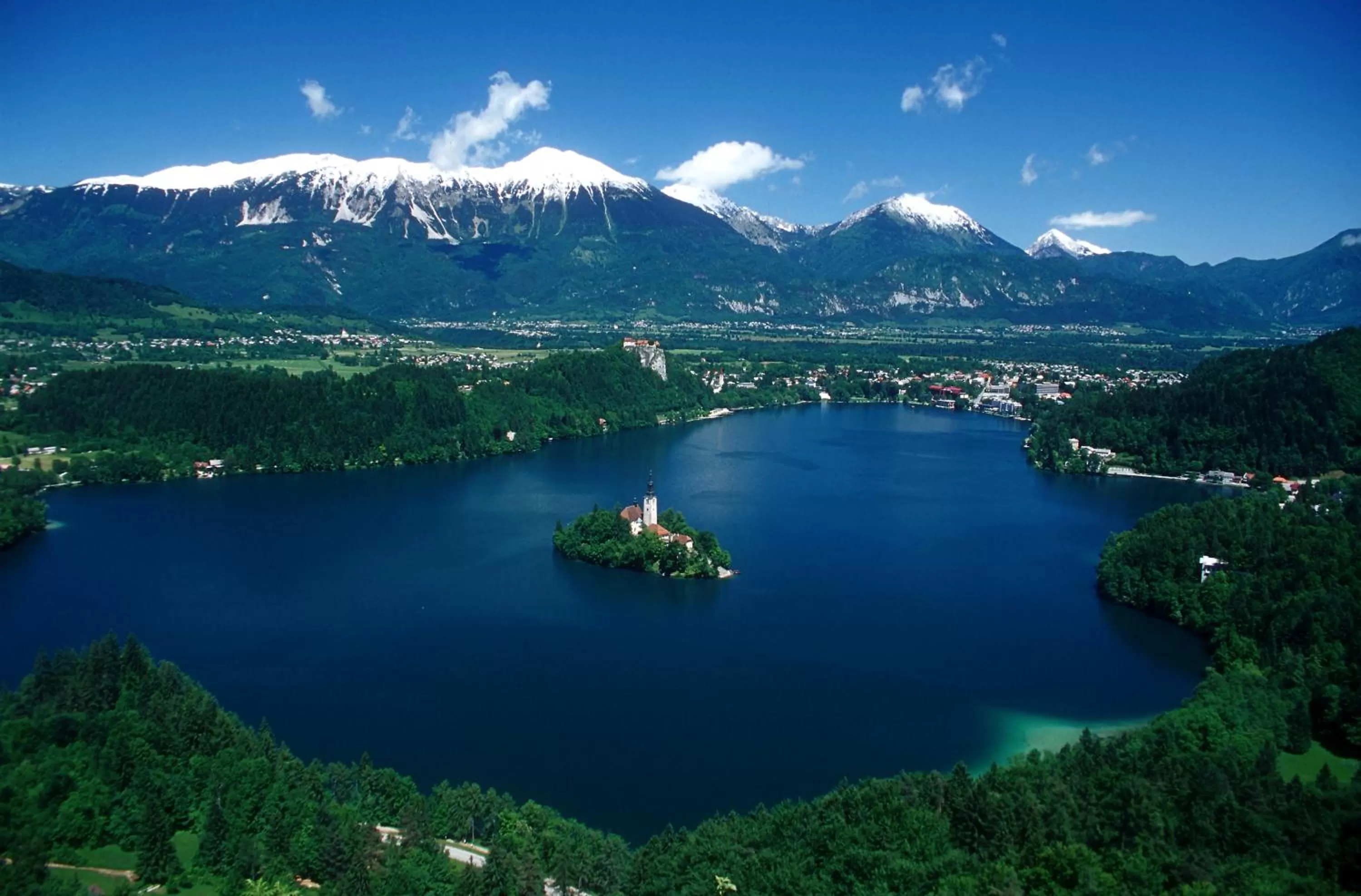 Nearby landmark, Bird's-eye View in Old Parish House