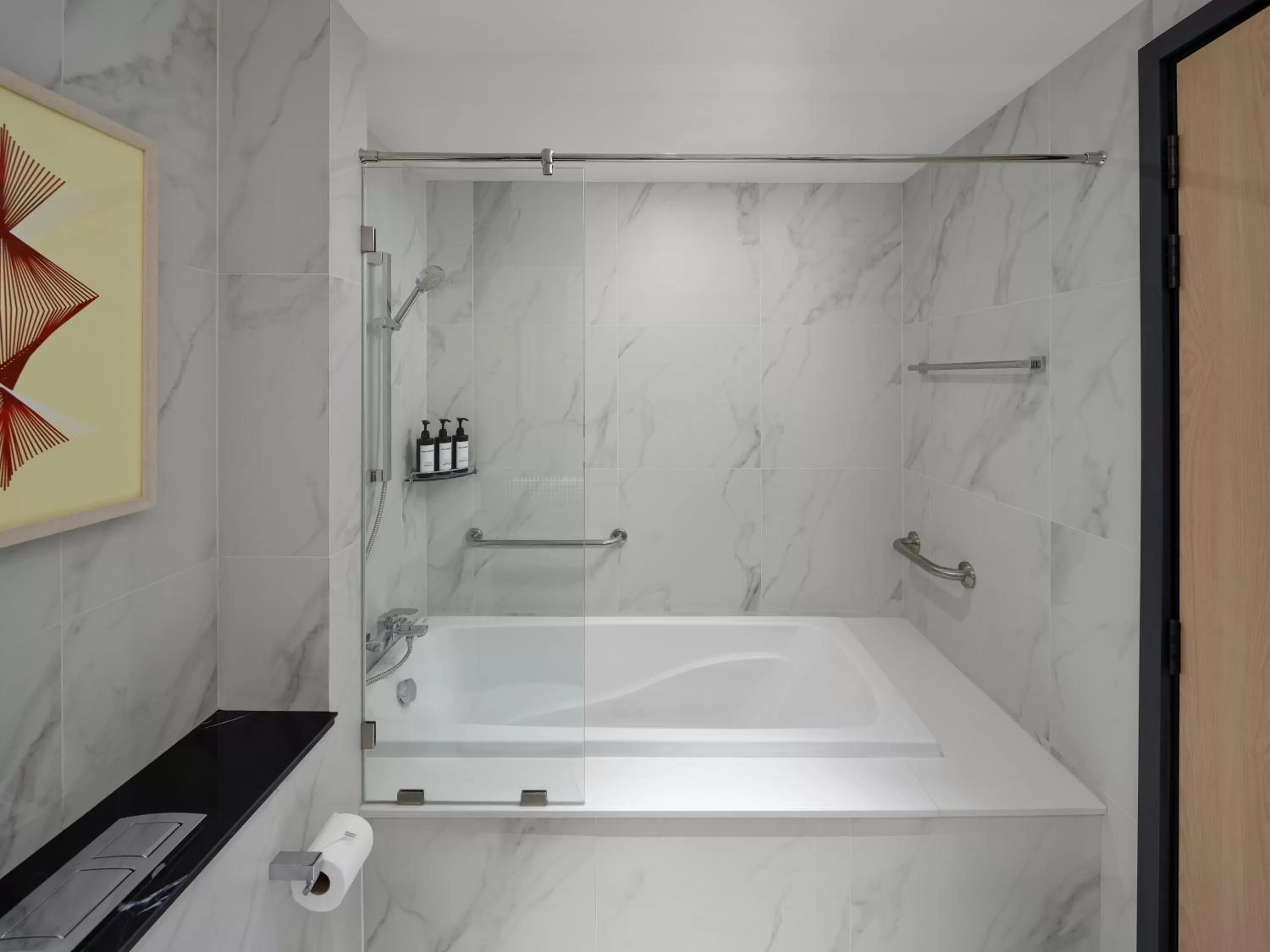 Bathroom in Sindhorn Midtown Hotel Bangkok, Vignette Collection by IHG