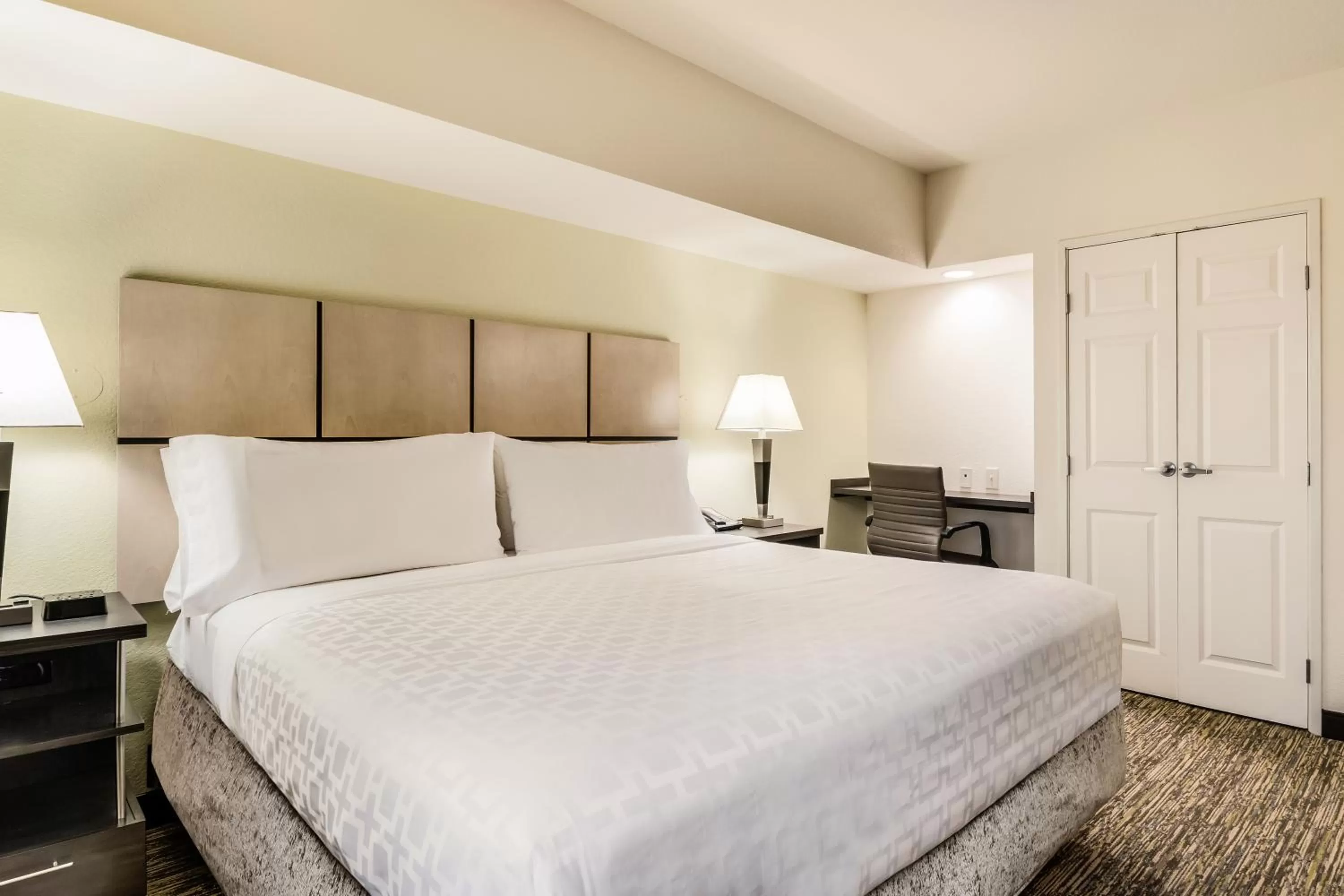 Bed in Candlewood Suites Portland Airport by IHG