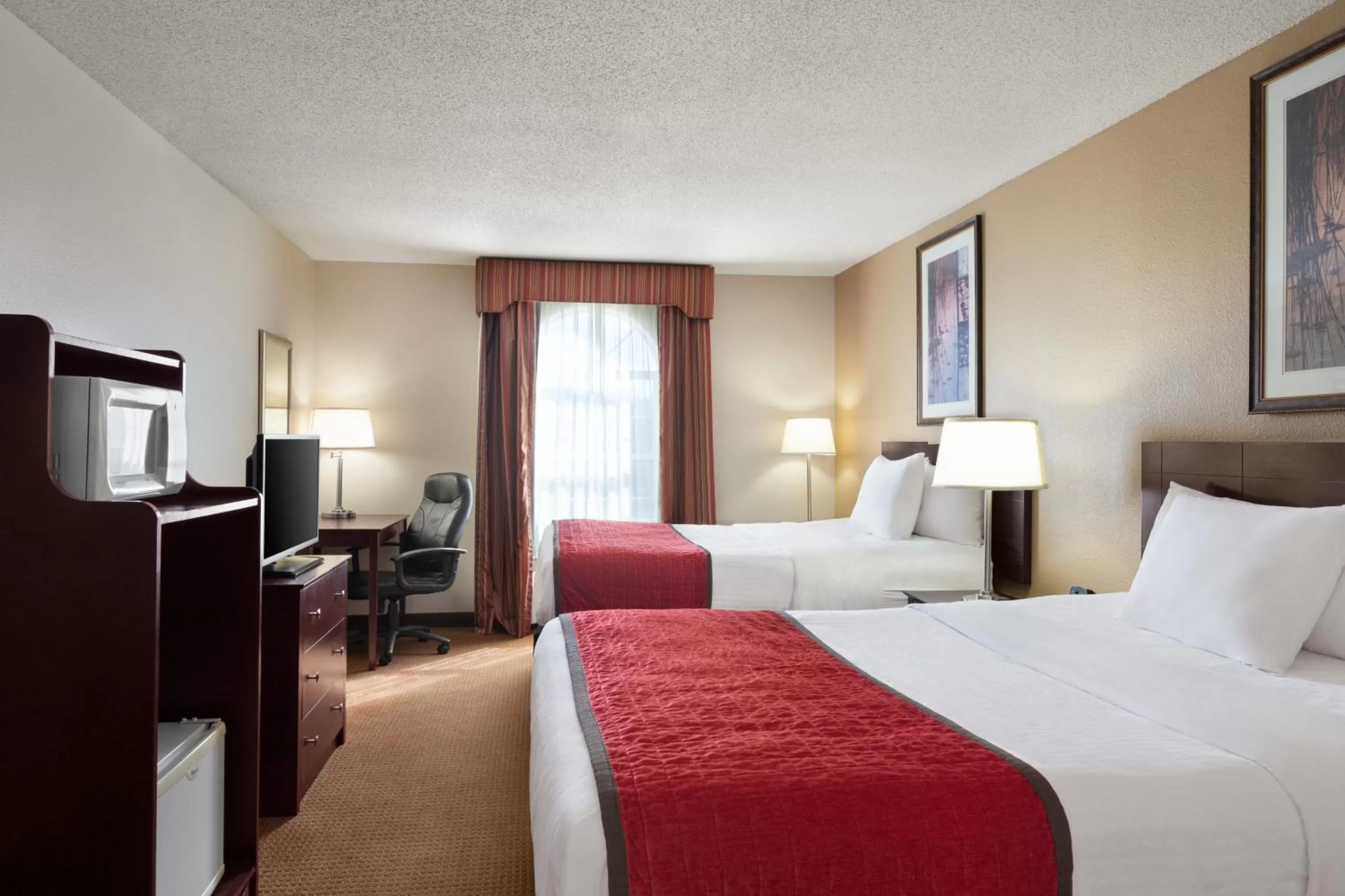 Bed in Ramada by Wyndham Elizabethtown