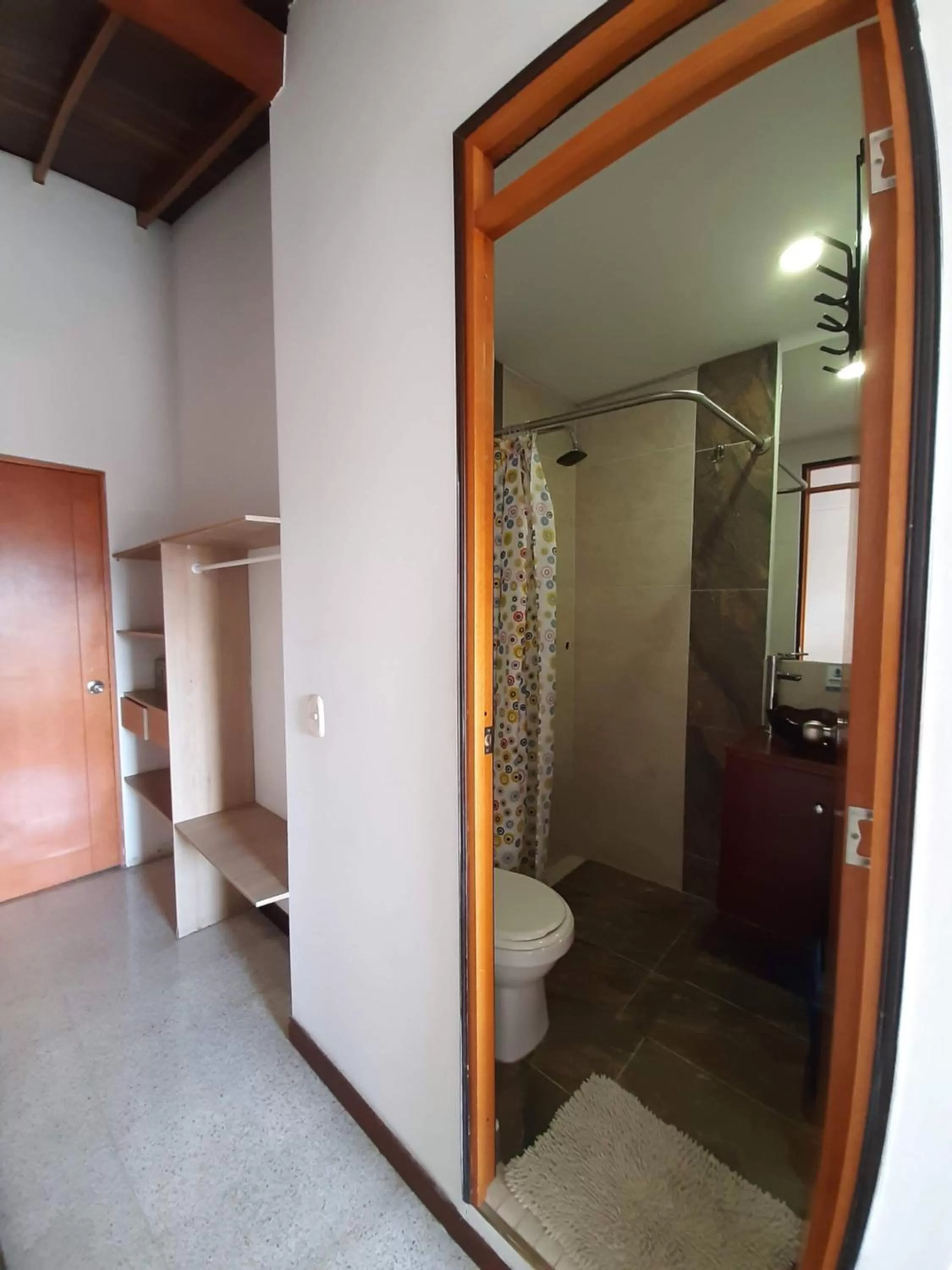 Shower, Bathroom in Poblado Guest House