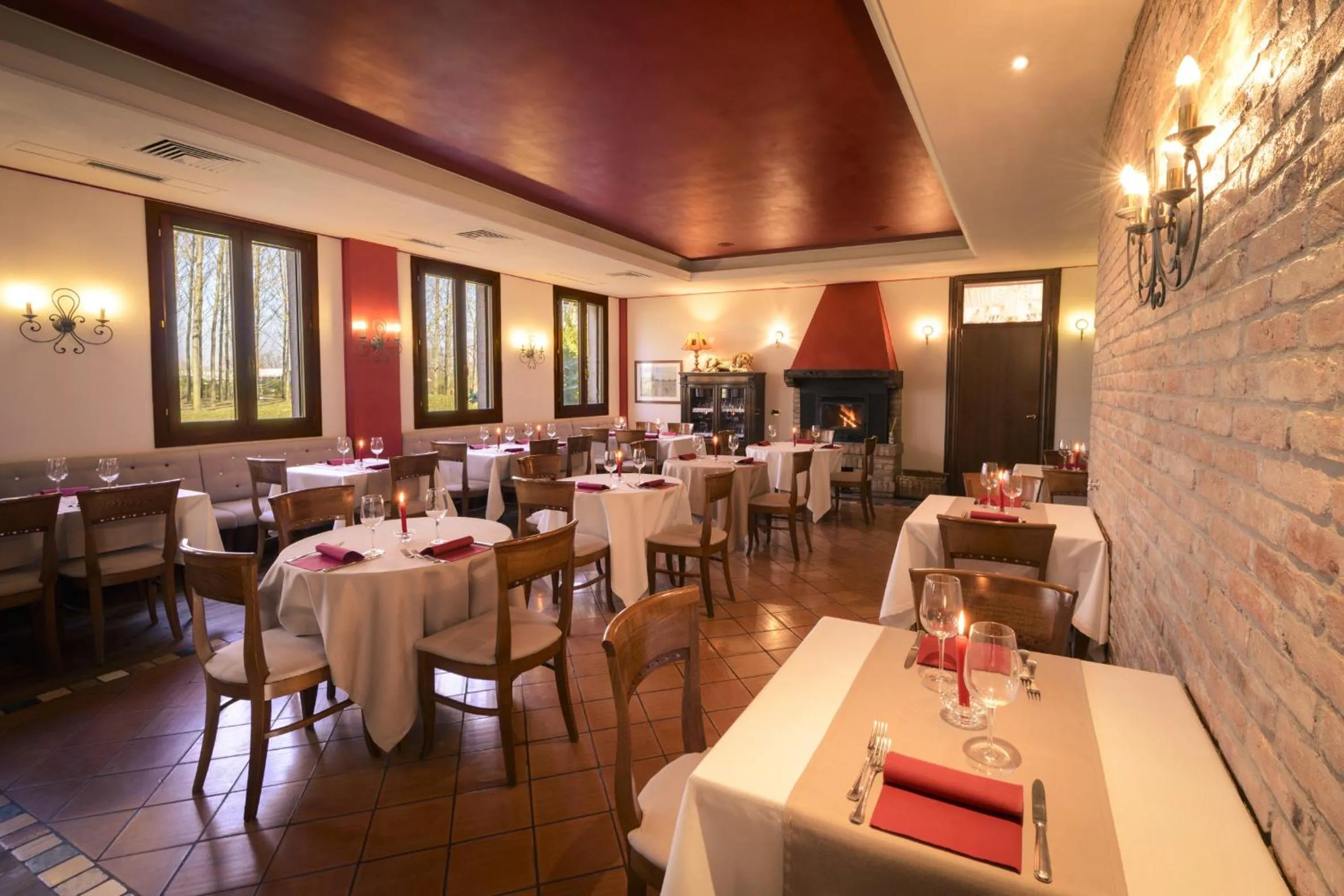 Restaurant/places to eat in Relais Leon d'Oro