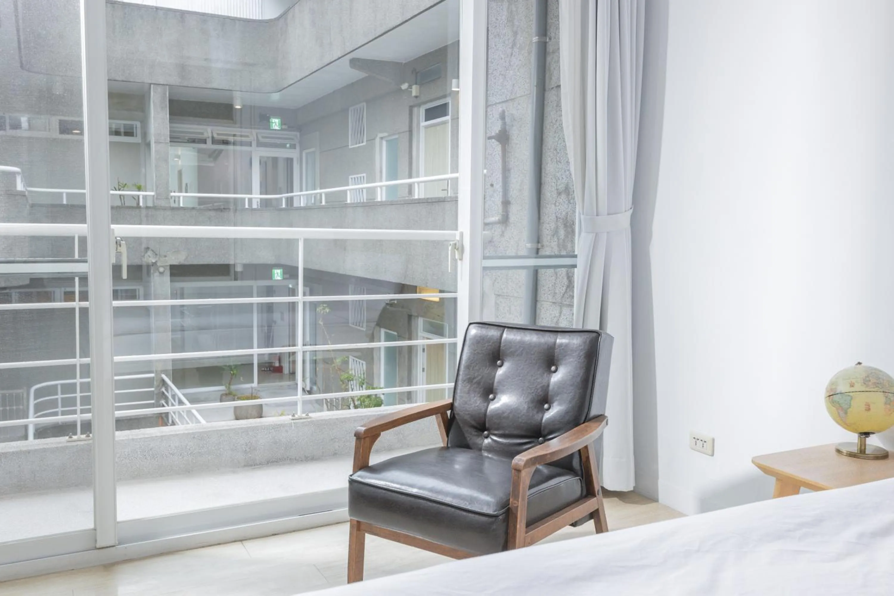 Bed in OwlStay Flip Flop Hostel - Garden