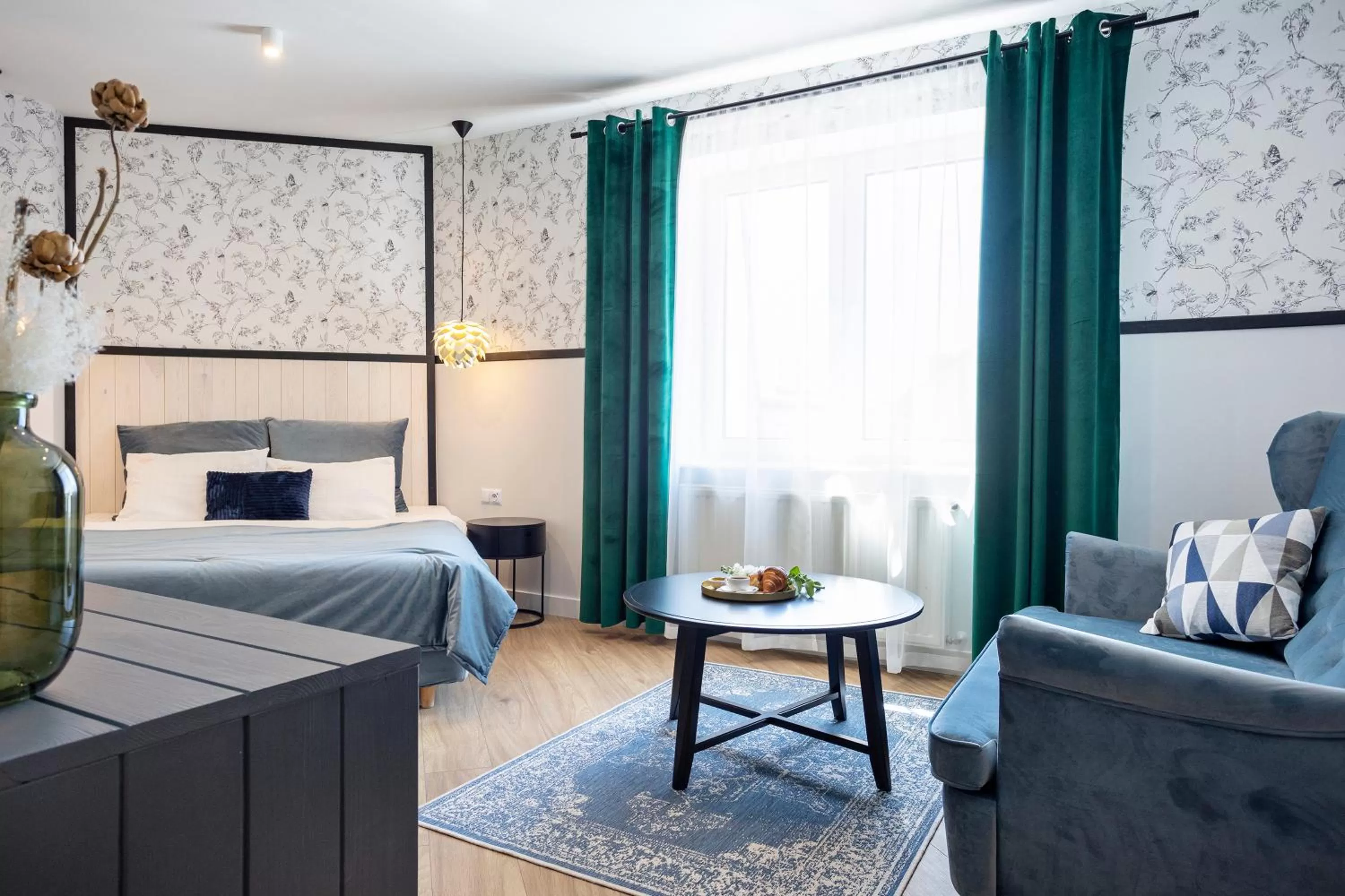 Photo of the whole room in Szuflada