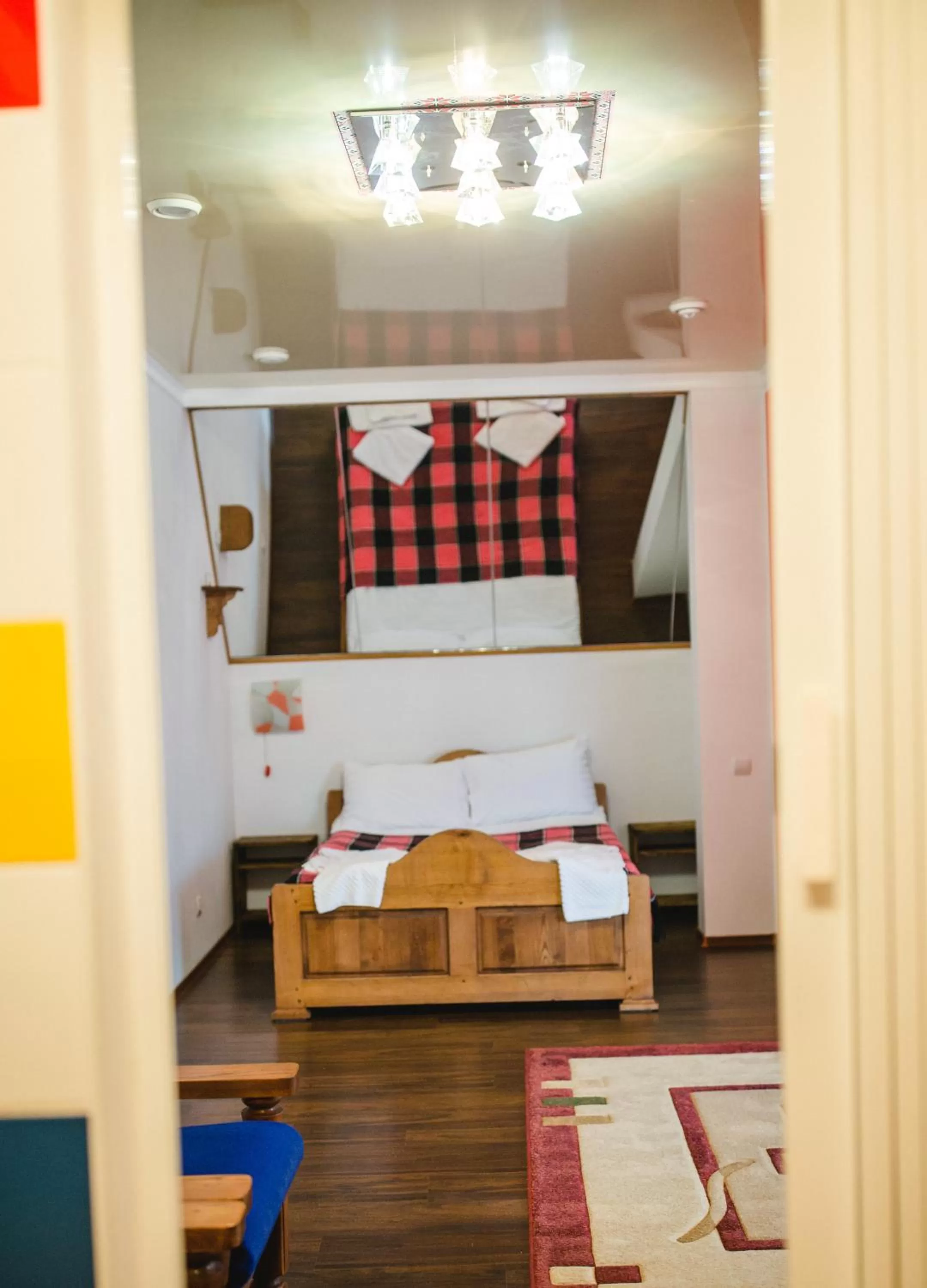 Bed in Kolyba Opryshkiv