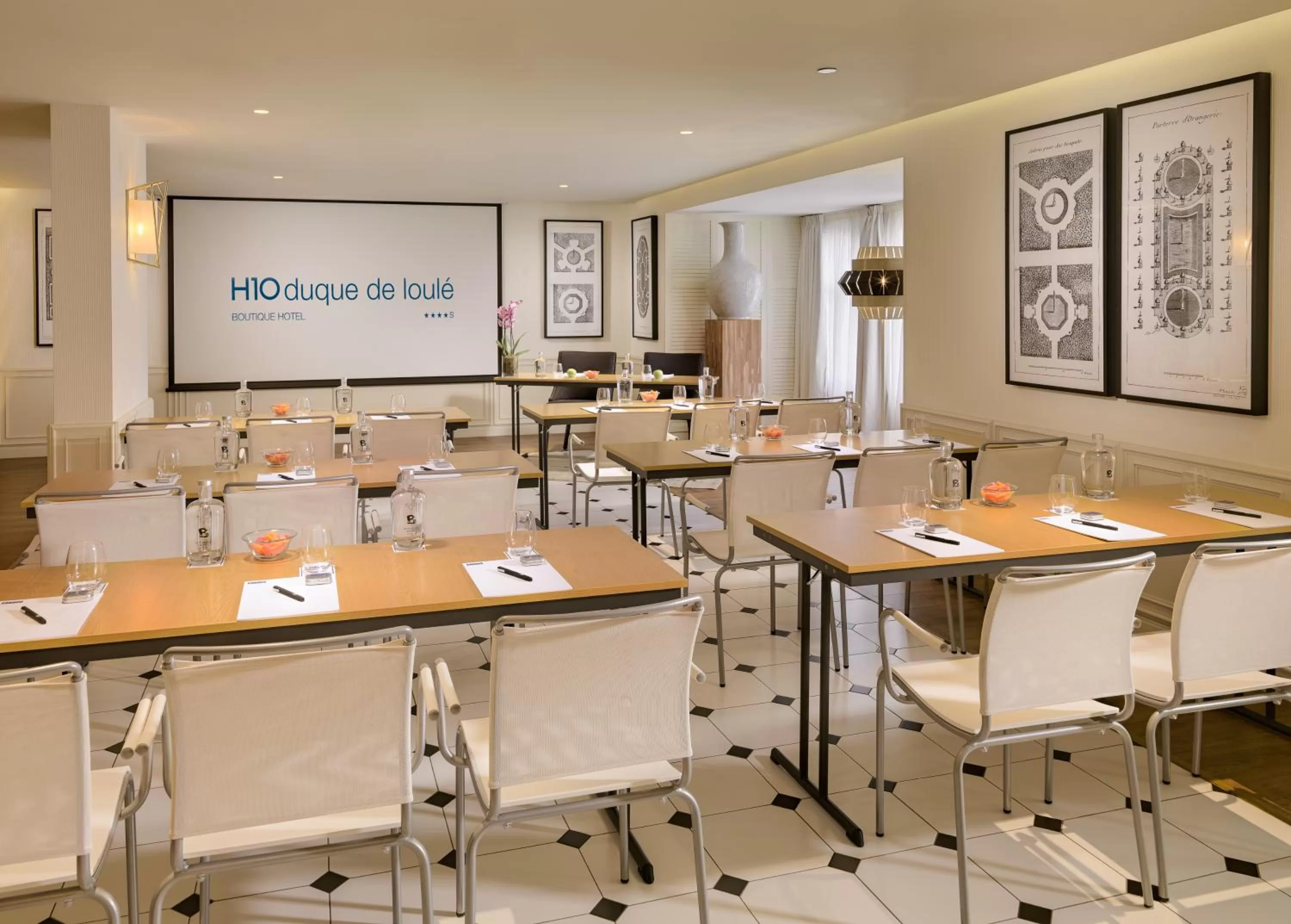 Meeting/conference room in H10 Duque de Loule