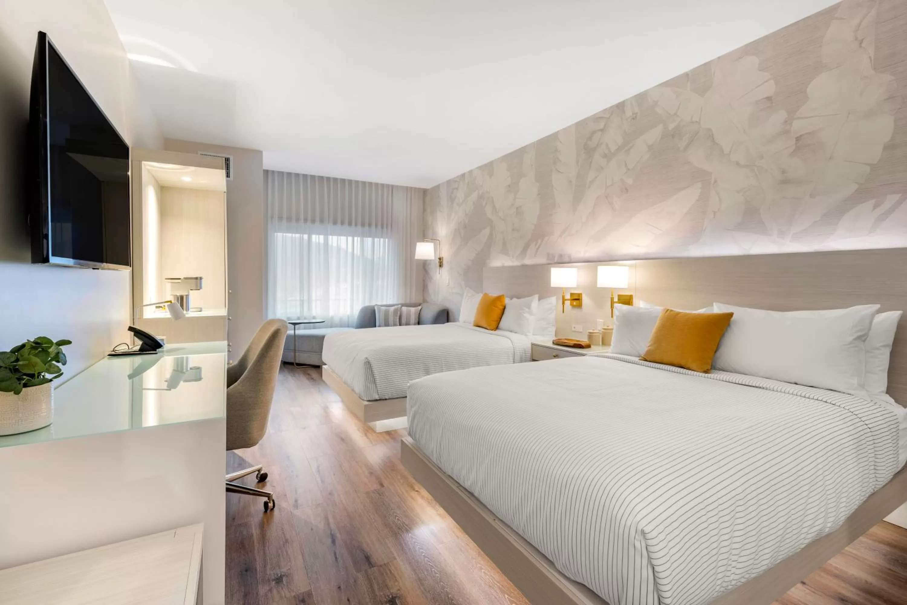 Bed in Cambria Hotel Calabasas - Malibu