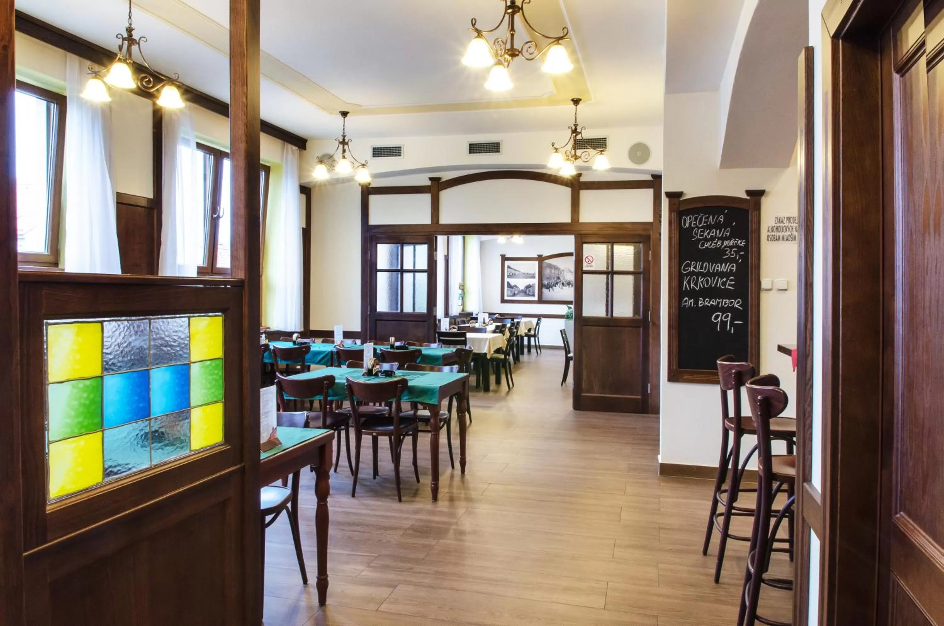 Restaurant/places to eat in Hotel Panský dům