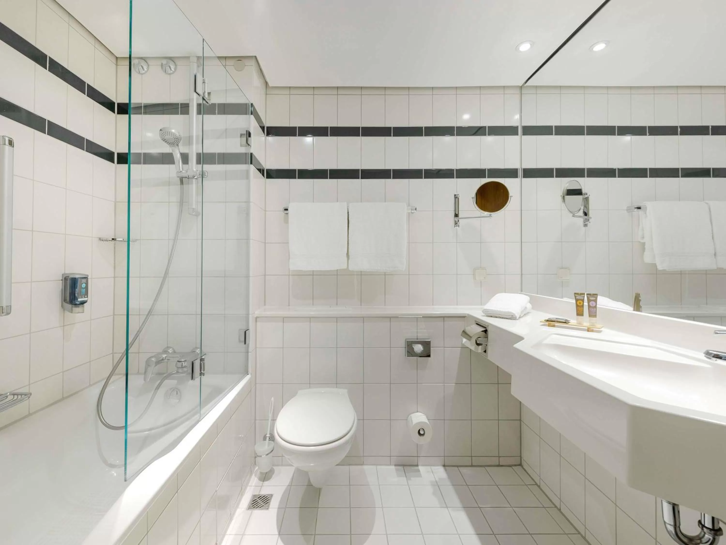 Superior Double Room in Novotel Freiburg am Konzerthaus