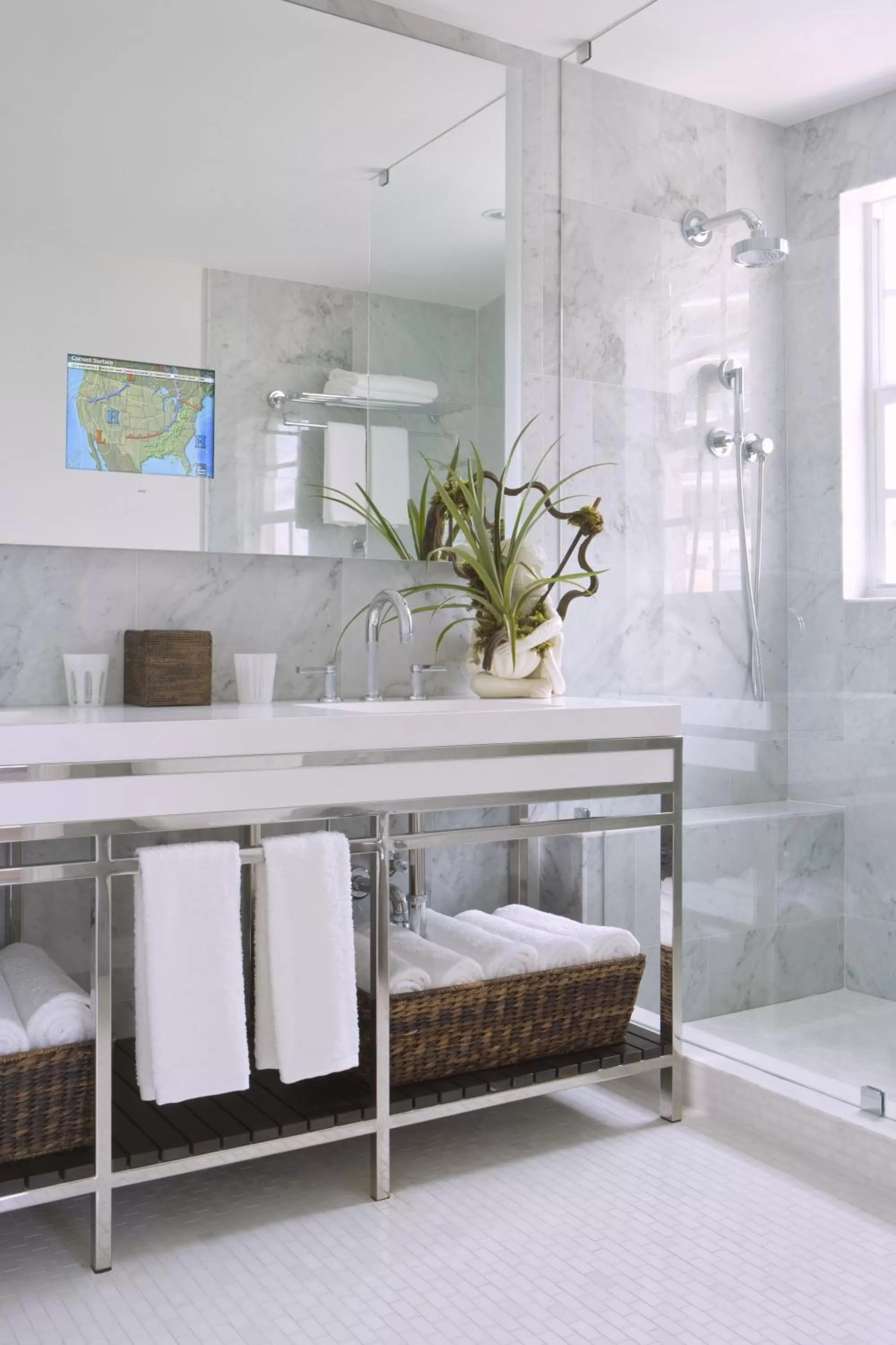 Shower in The Betsy Hotel, South Beach