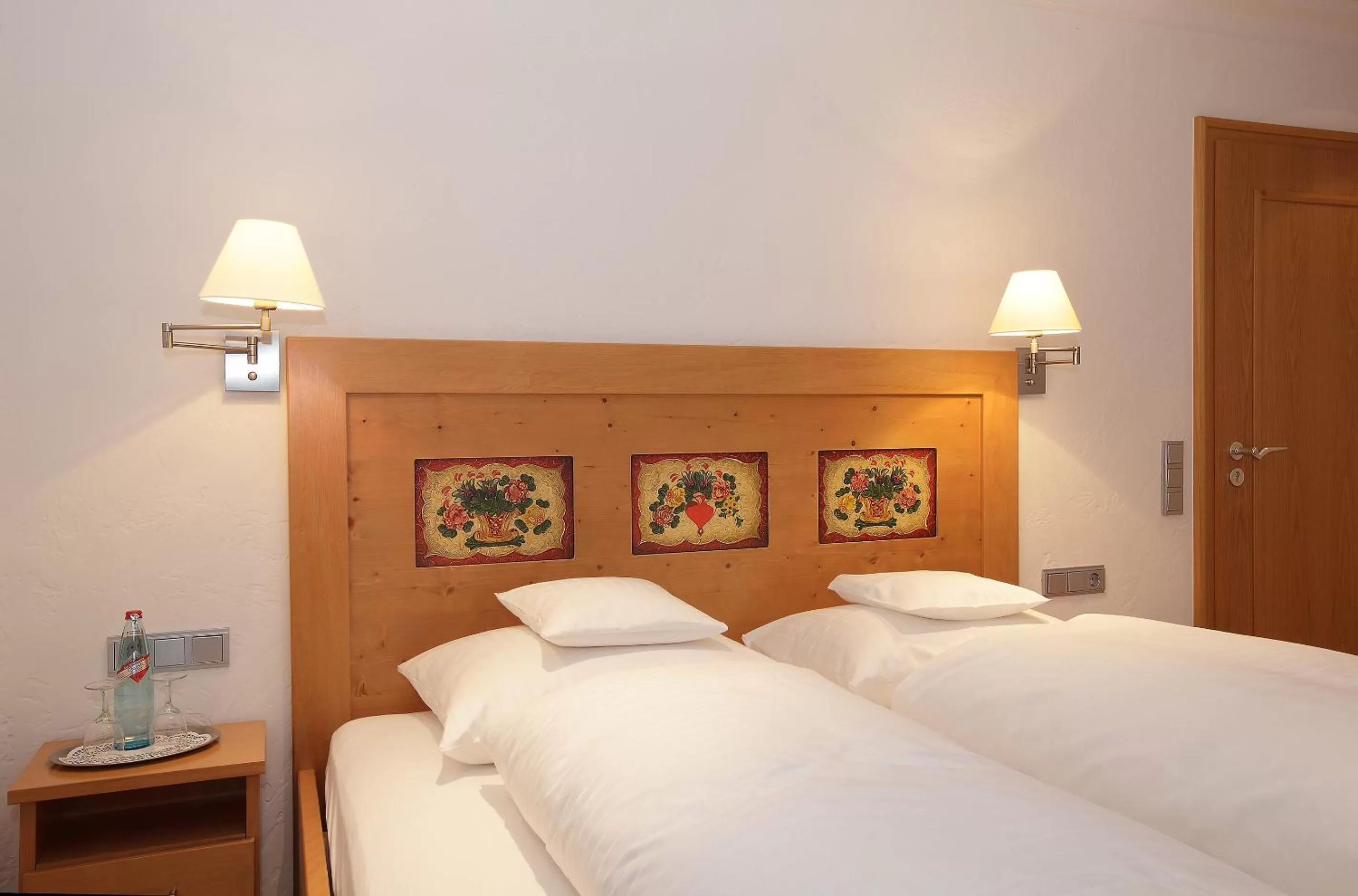 Photo of the whole room in Inselklause