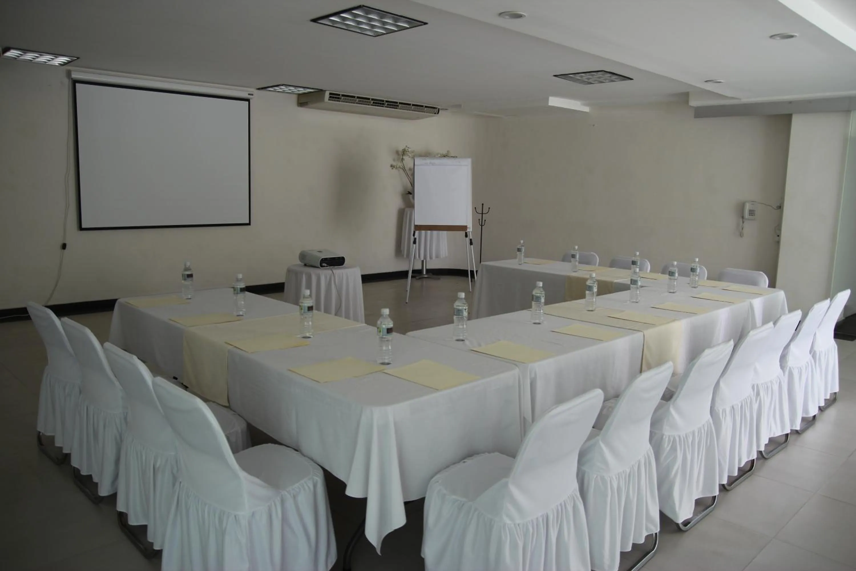 Business facilities in Hotel Rio 1300