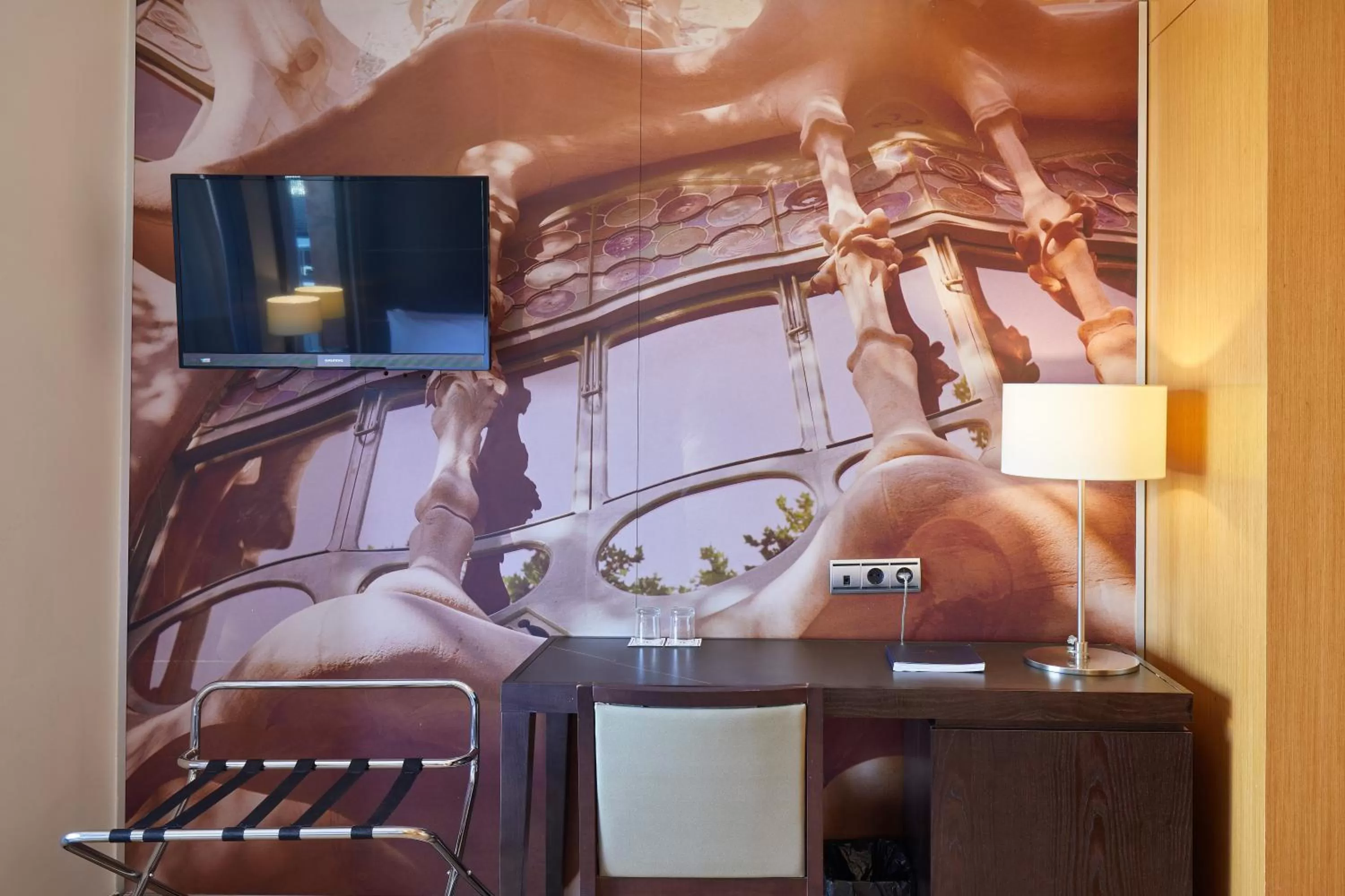 TV and multimedia in Eurostars Monumental