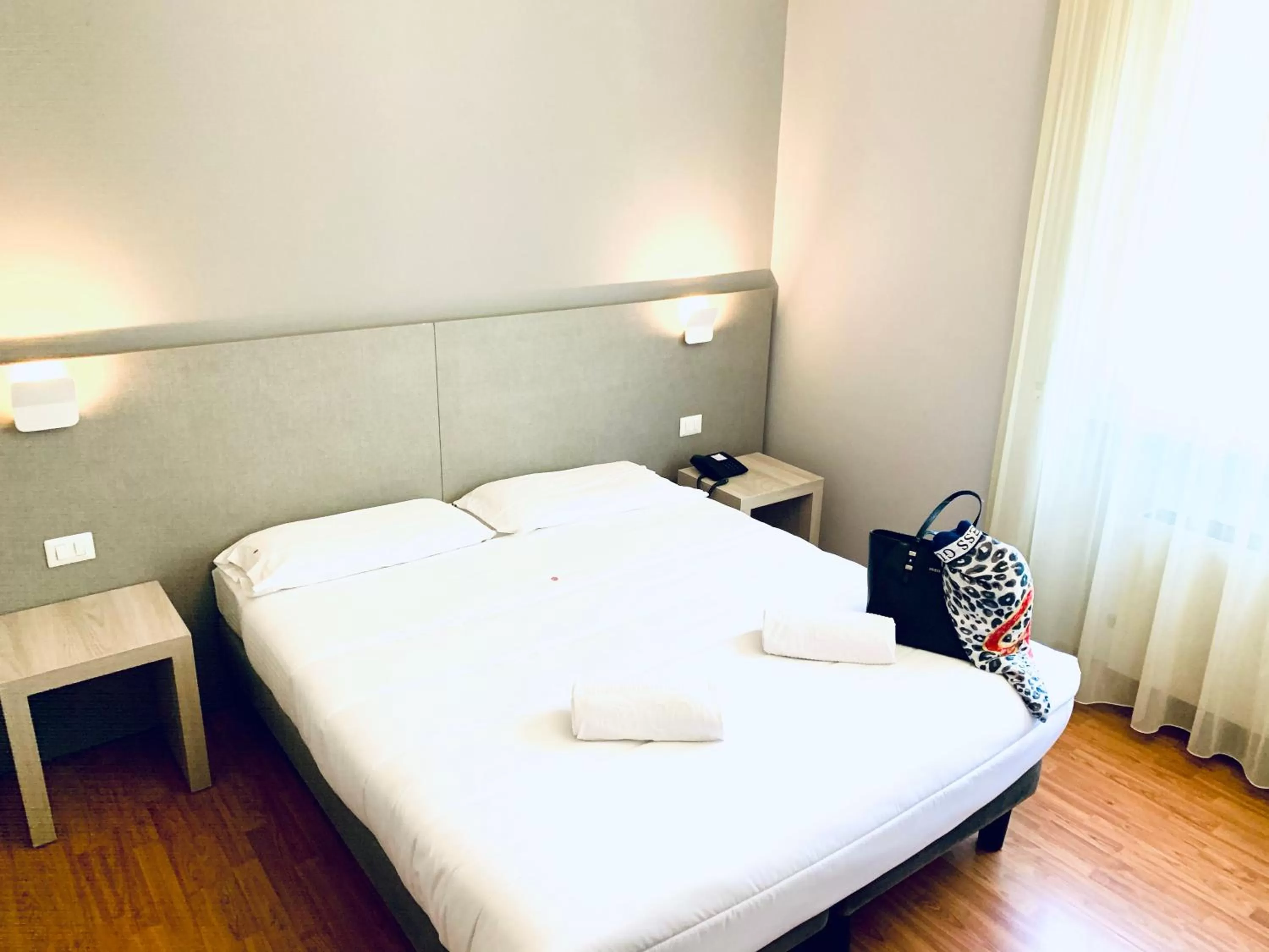 Photo of the whole room, Bed in Hotel Concorde Fiera