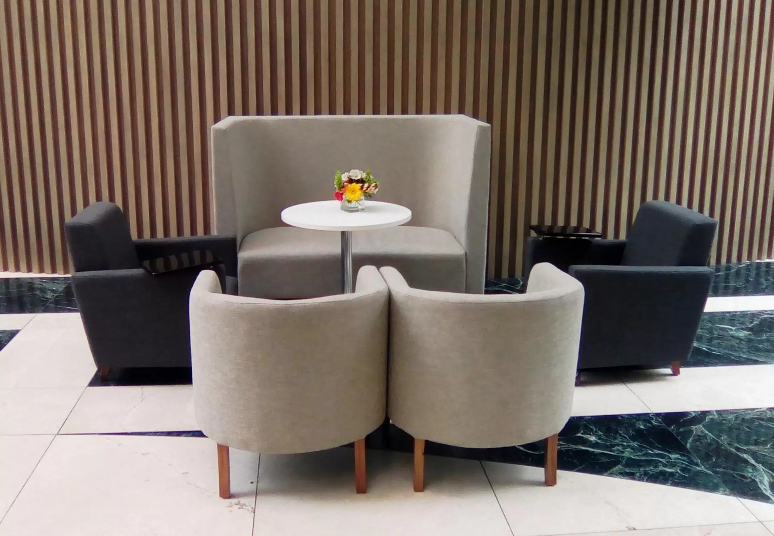 Property building in Crowne Plaza Toluca - Lancaster by IHG