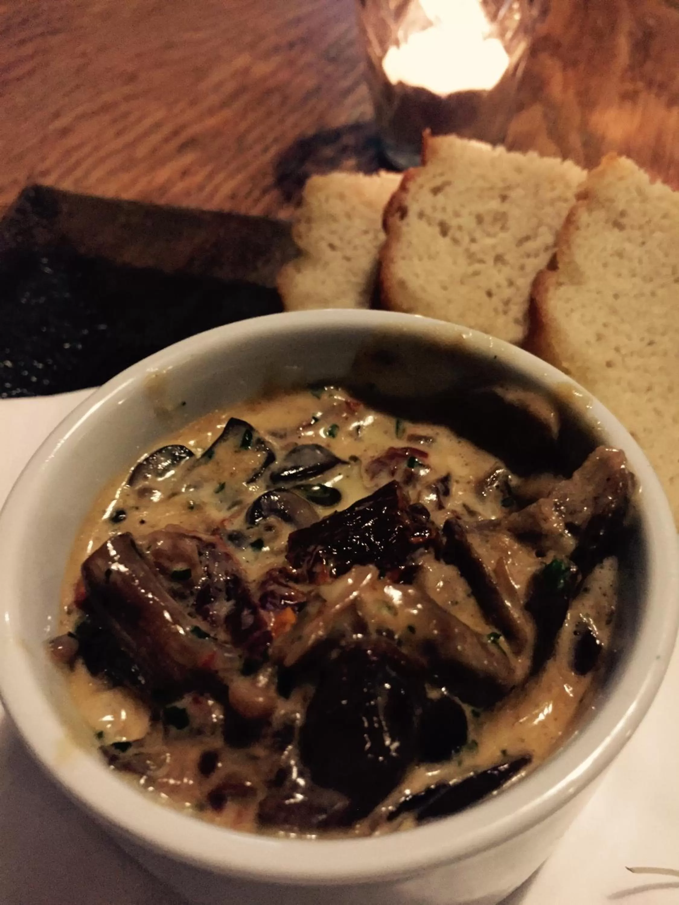 Restaurant/places to eat in The New Court Inn