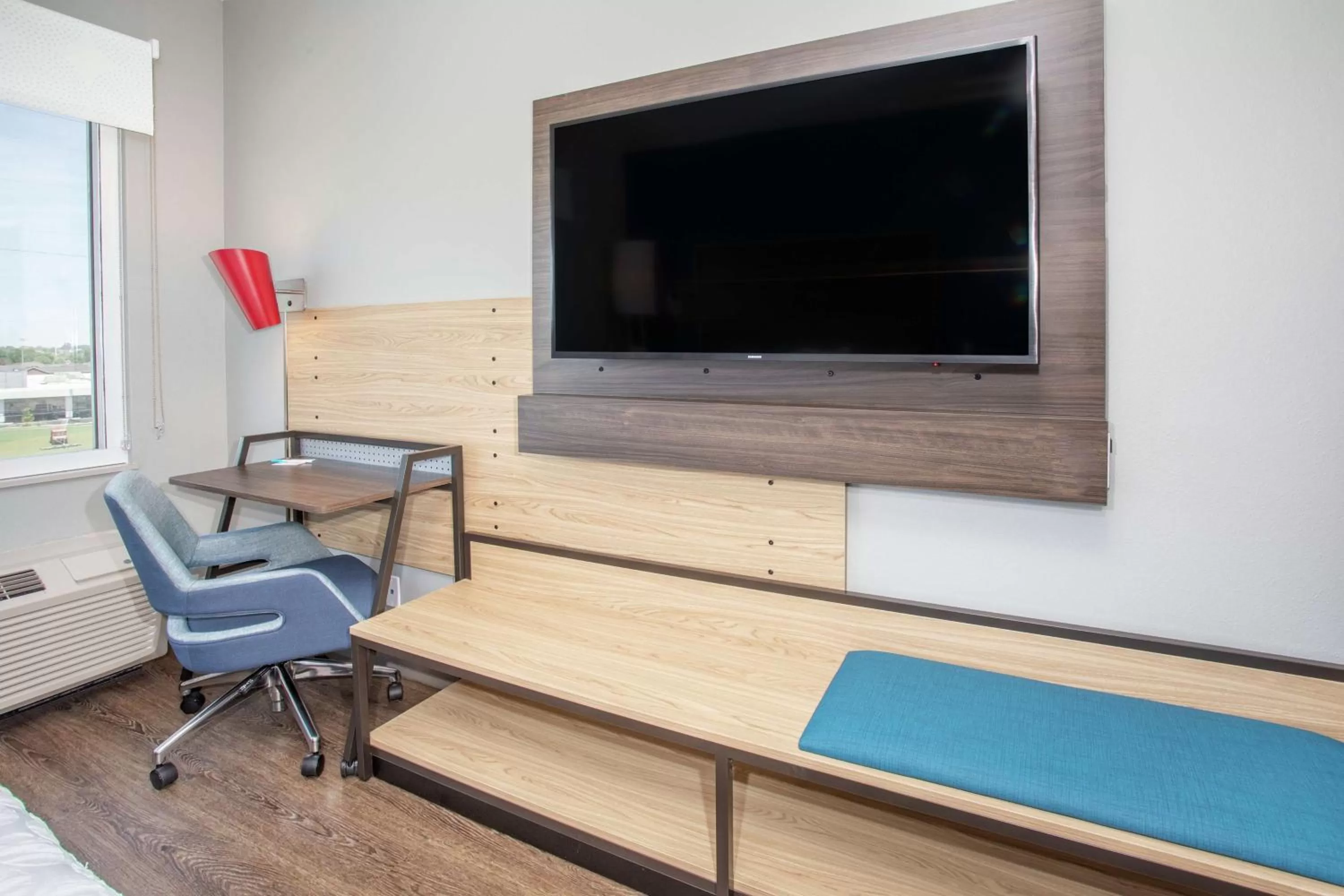 Bed in Tru By Hilton Salt Lake City Midvale