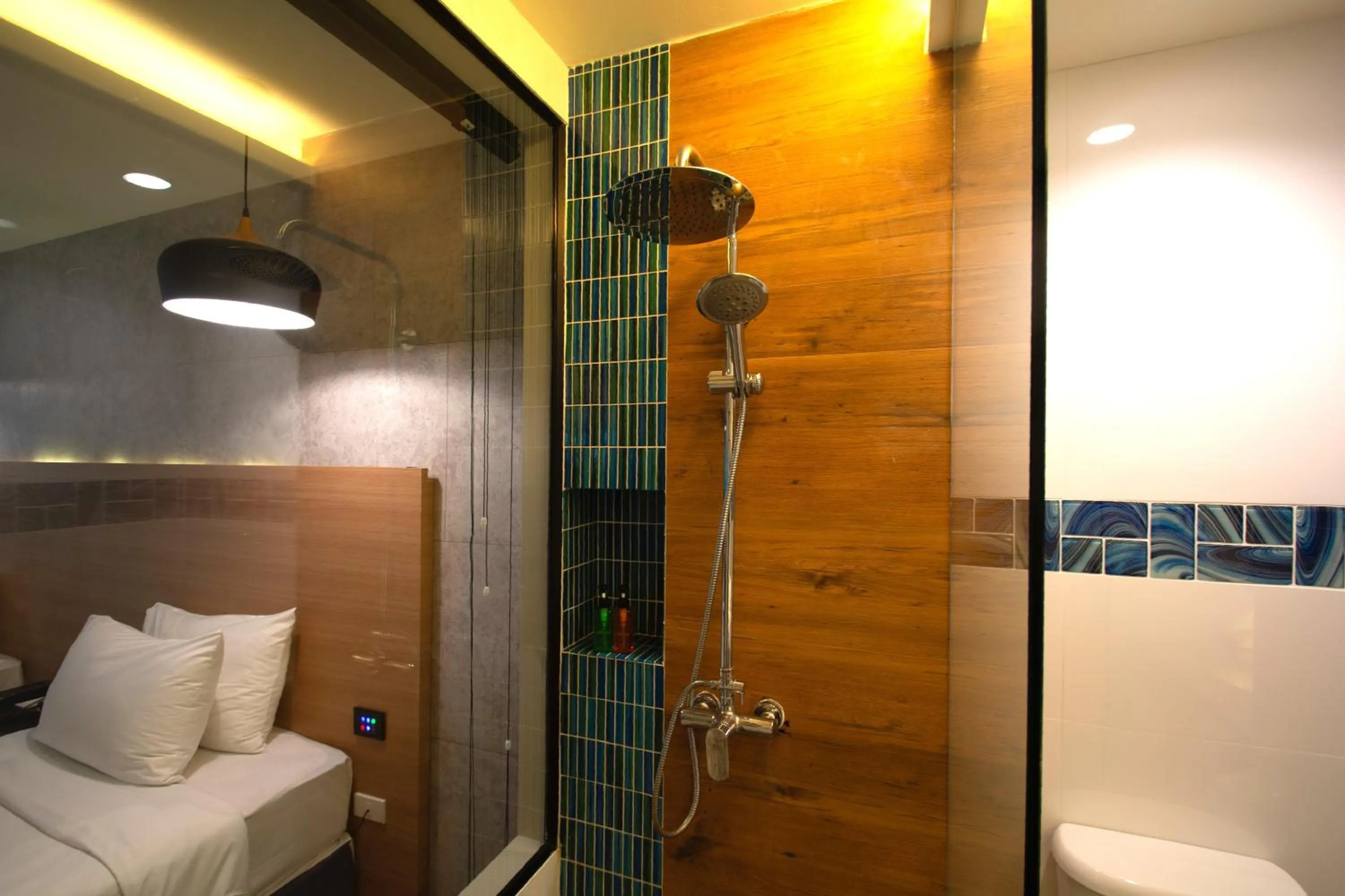 Shower in Peach Hill Resort - SHA Extra Plus