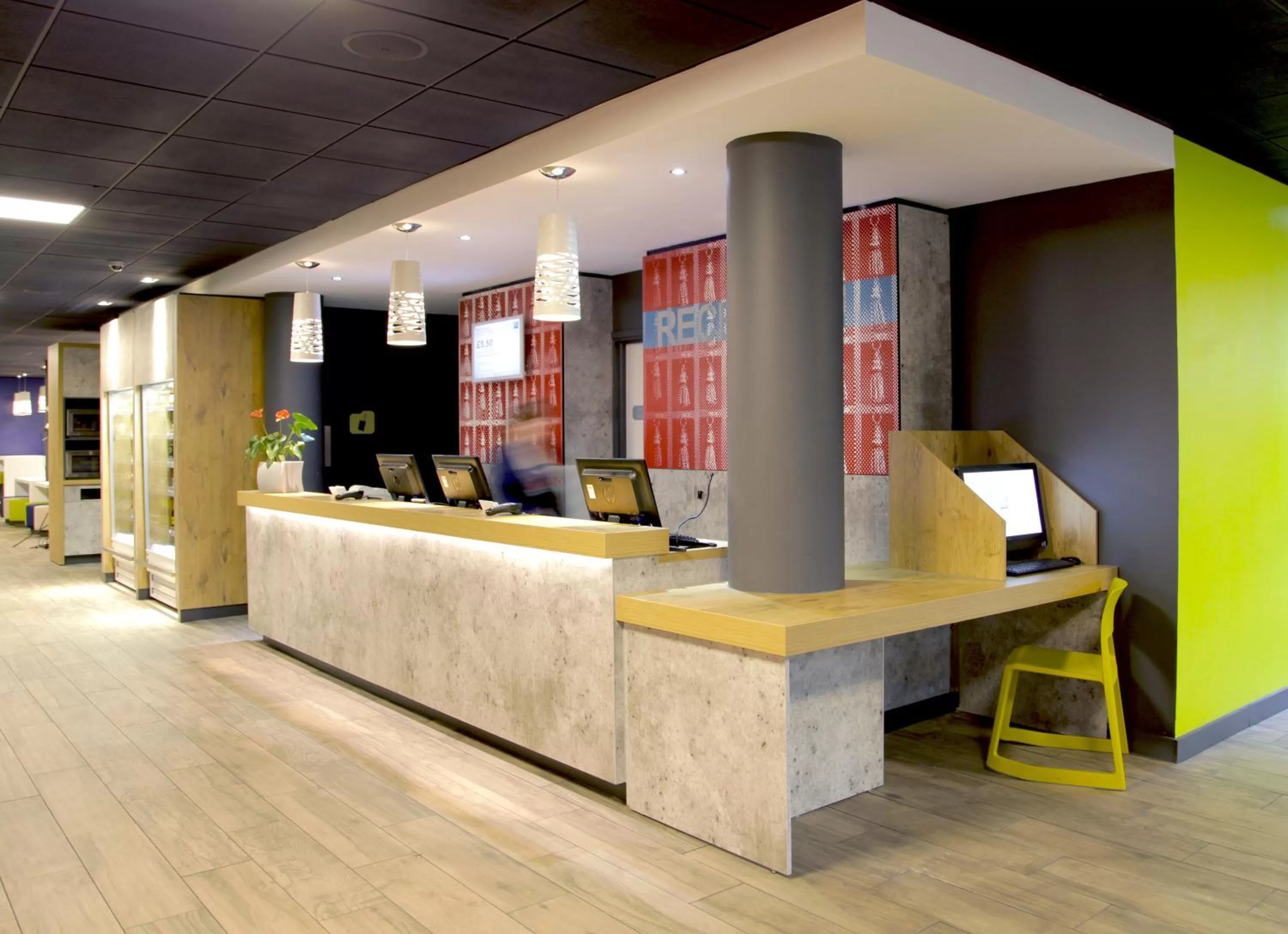 Lobby or reception in ibis budget Manchester Salford Quays