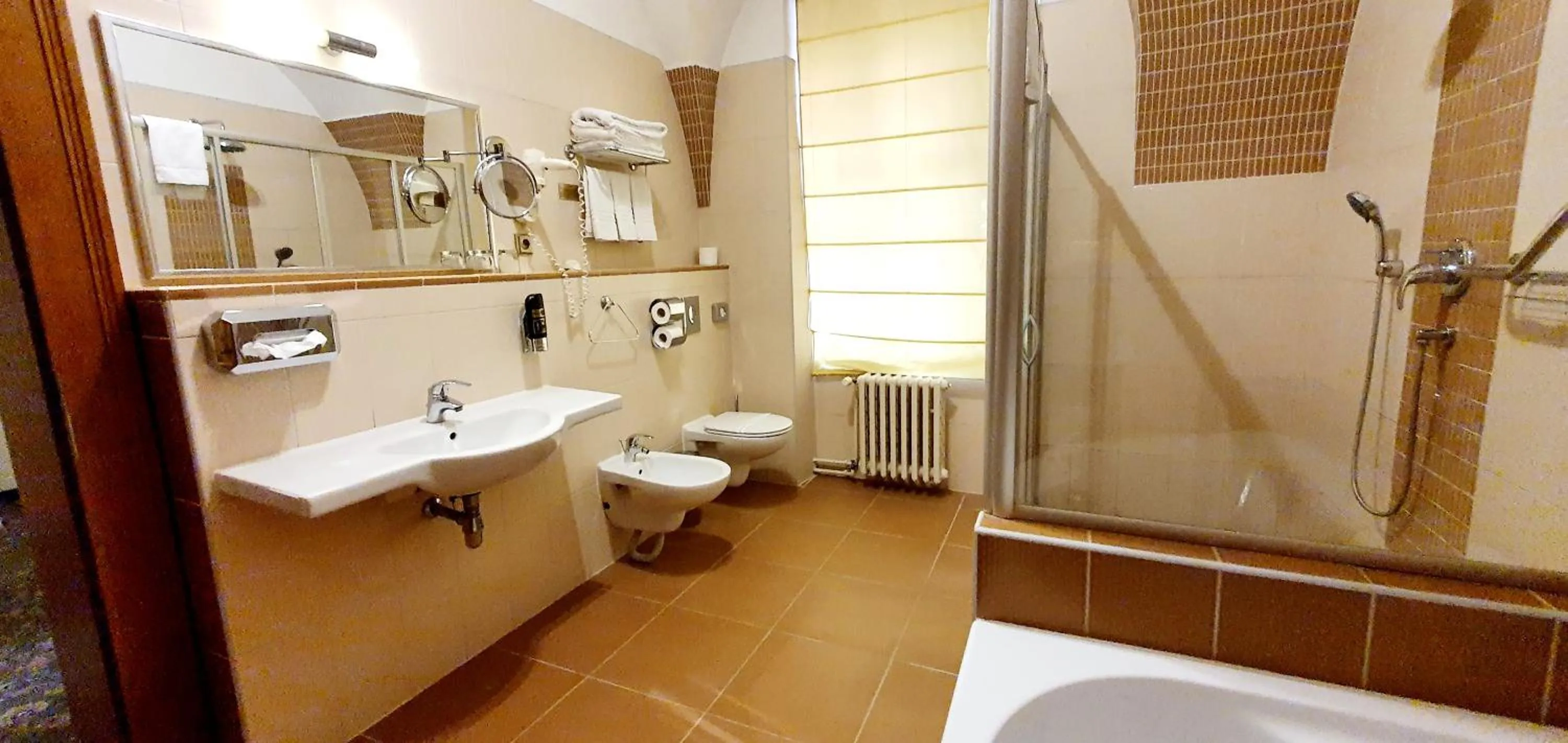 Property building in Hotel Metamorphis