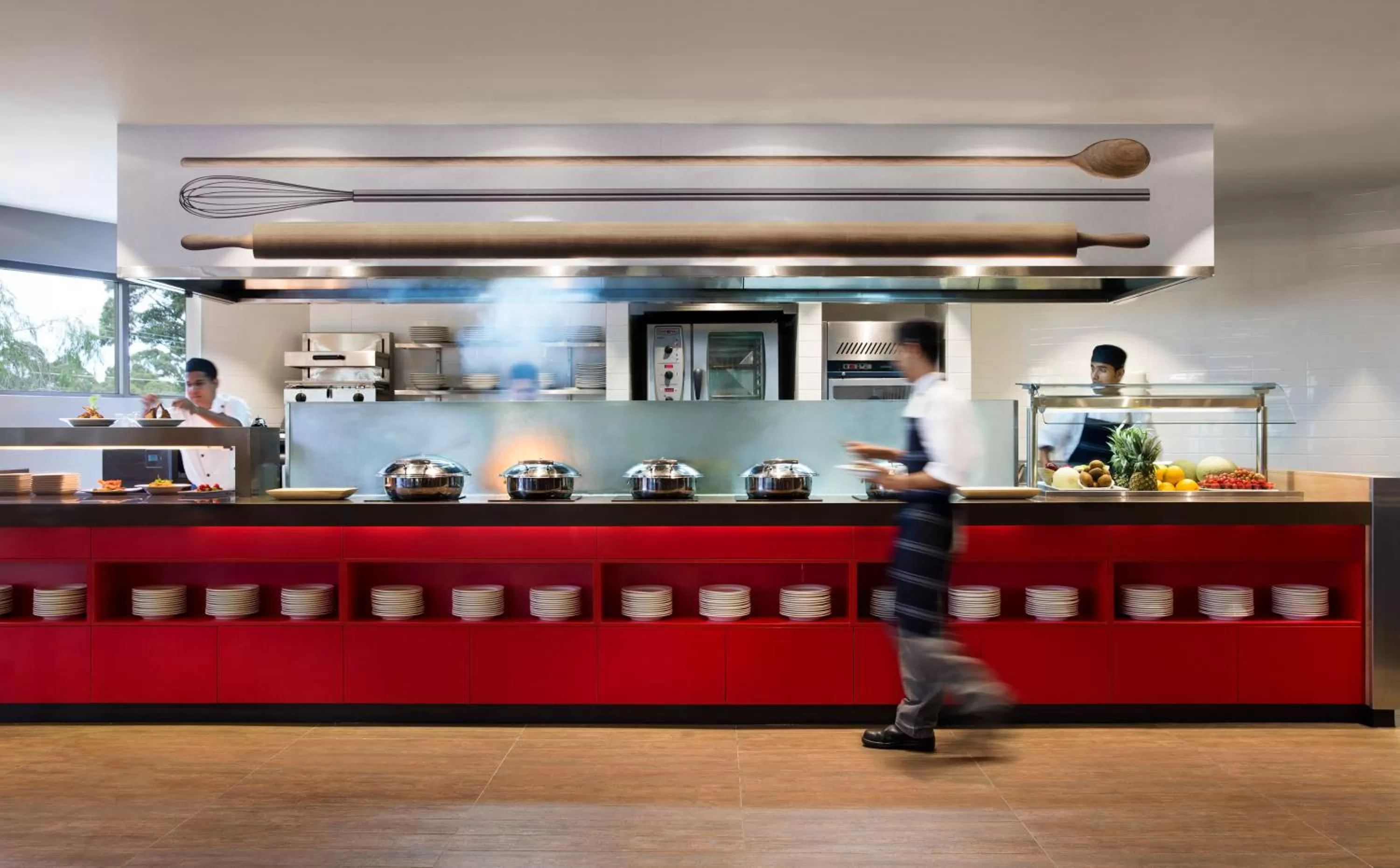 Staff in ibis Sydney Airport