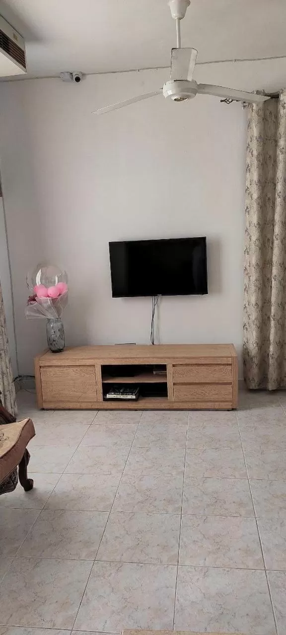 TV/Entertainment Center in Apartment in Dar Homestay