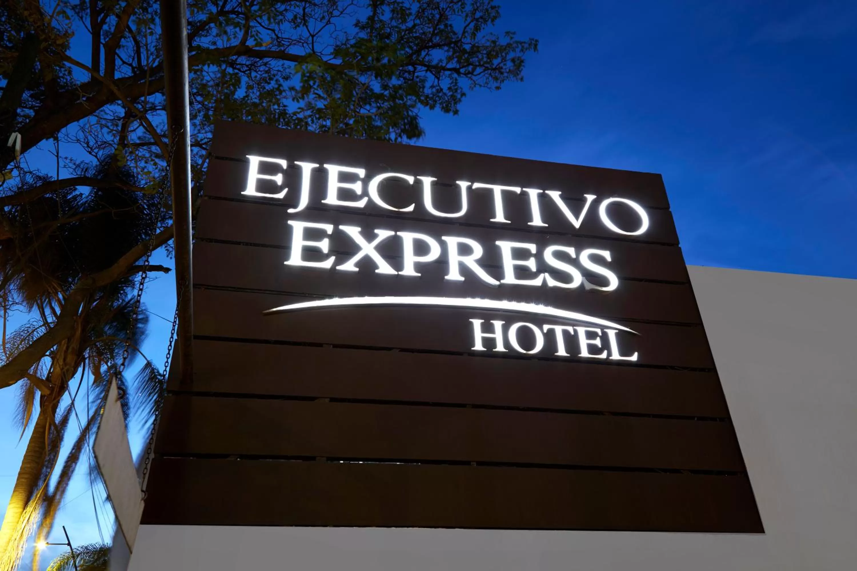 Property building in Ejecutivo Express Guadalajara Providencia - Av México