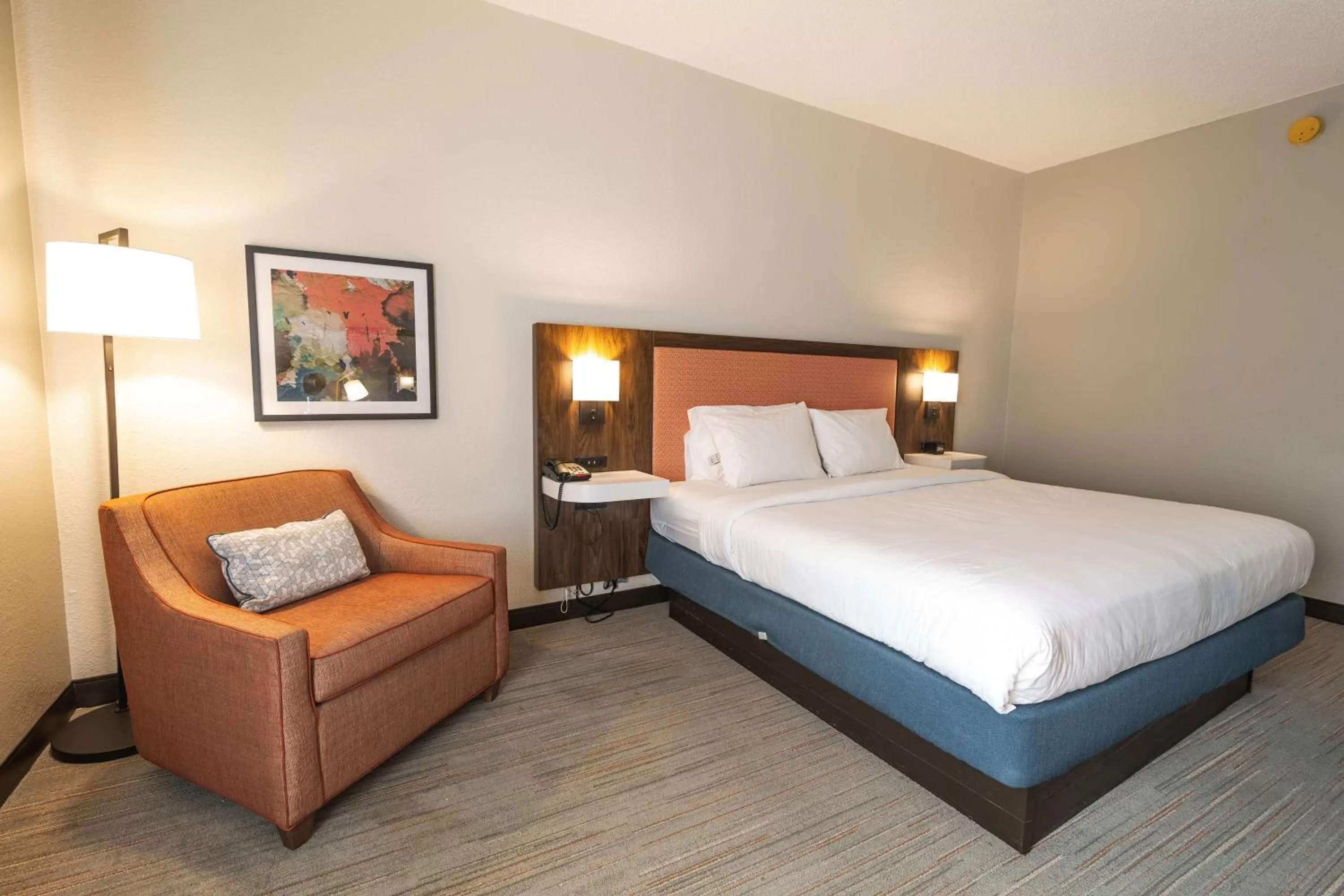 Bed in Hampton Inn Atlanta/Peachtree City