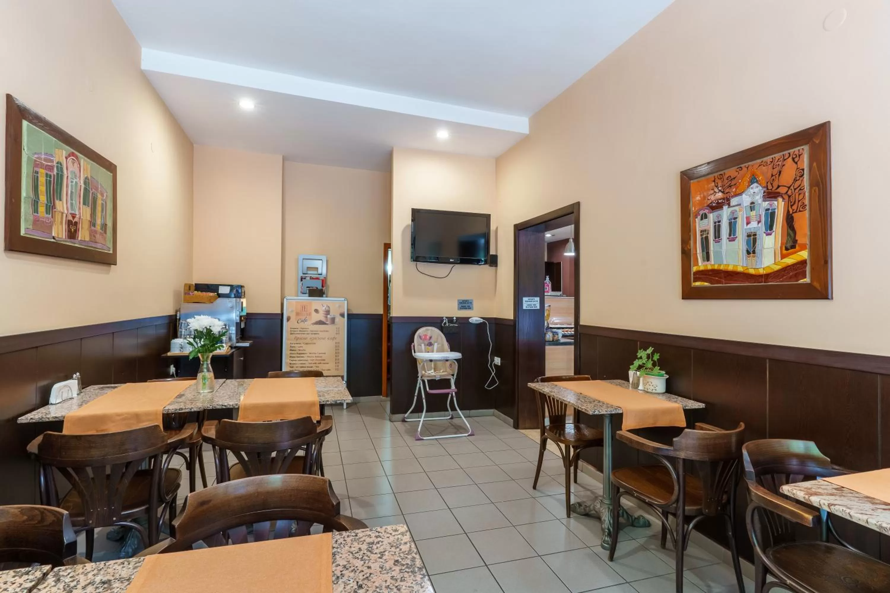 Breakfast in Hotel Ego - Free Parking - Top Central Location