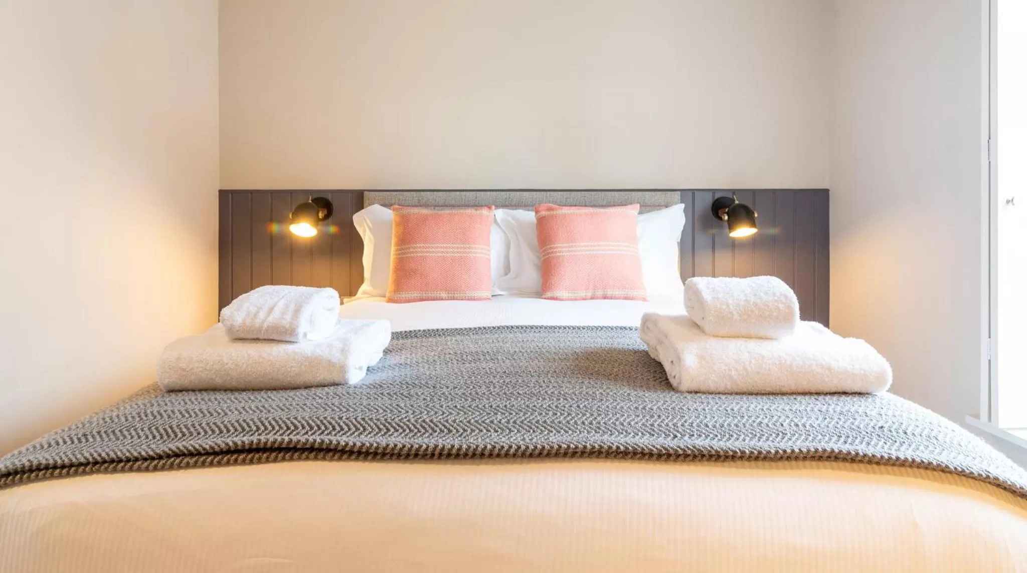 Bed in The Lawrance Luxury Aparthotel - Harrogate