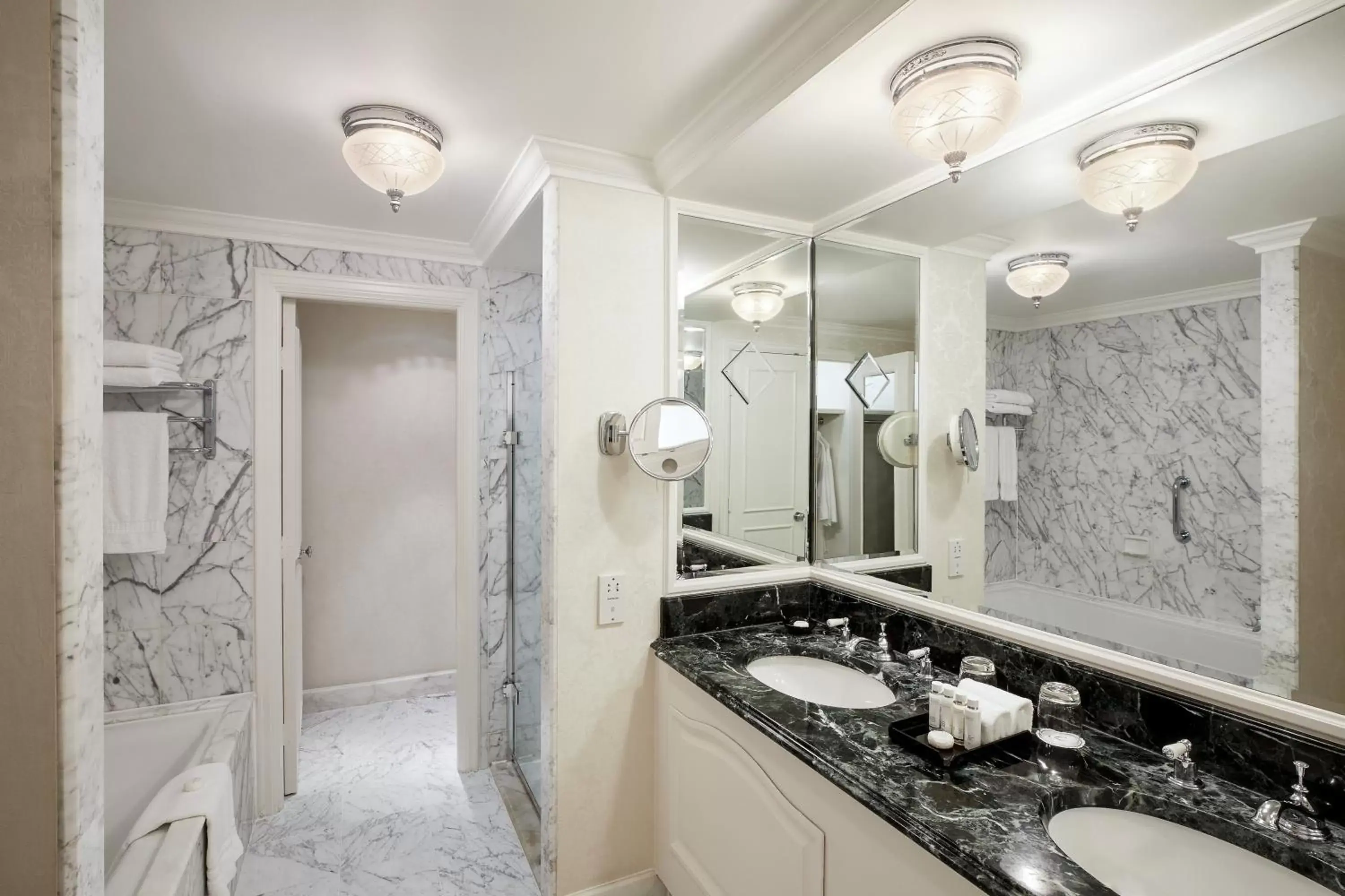 Double Room in The Landmark London Double Room in The Landmark London